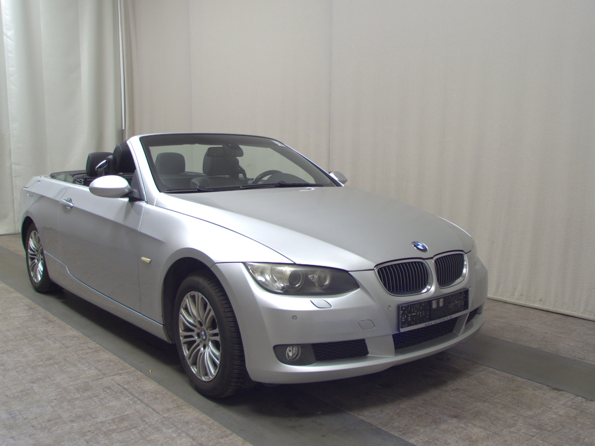 BMW 320i Cabrio Leder Xenon HiFi Komfortzugang 3