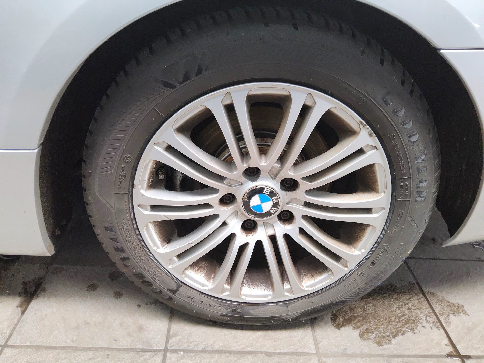 BMW 320i Cabrio Leder Xenon HiFi Komfortzugang 11