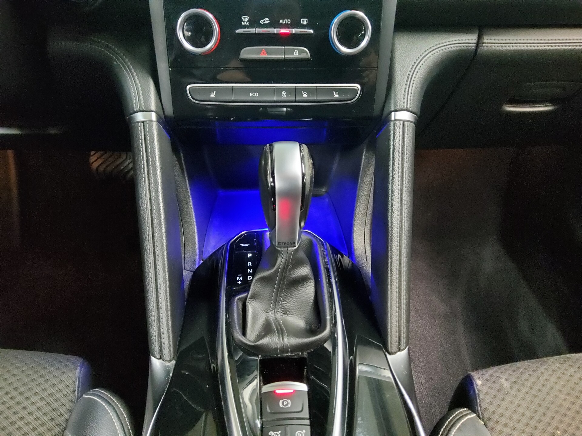 Renault Koleos 2.0 dCi Limited Navi LED Shz RFK T-Leder 6