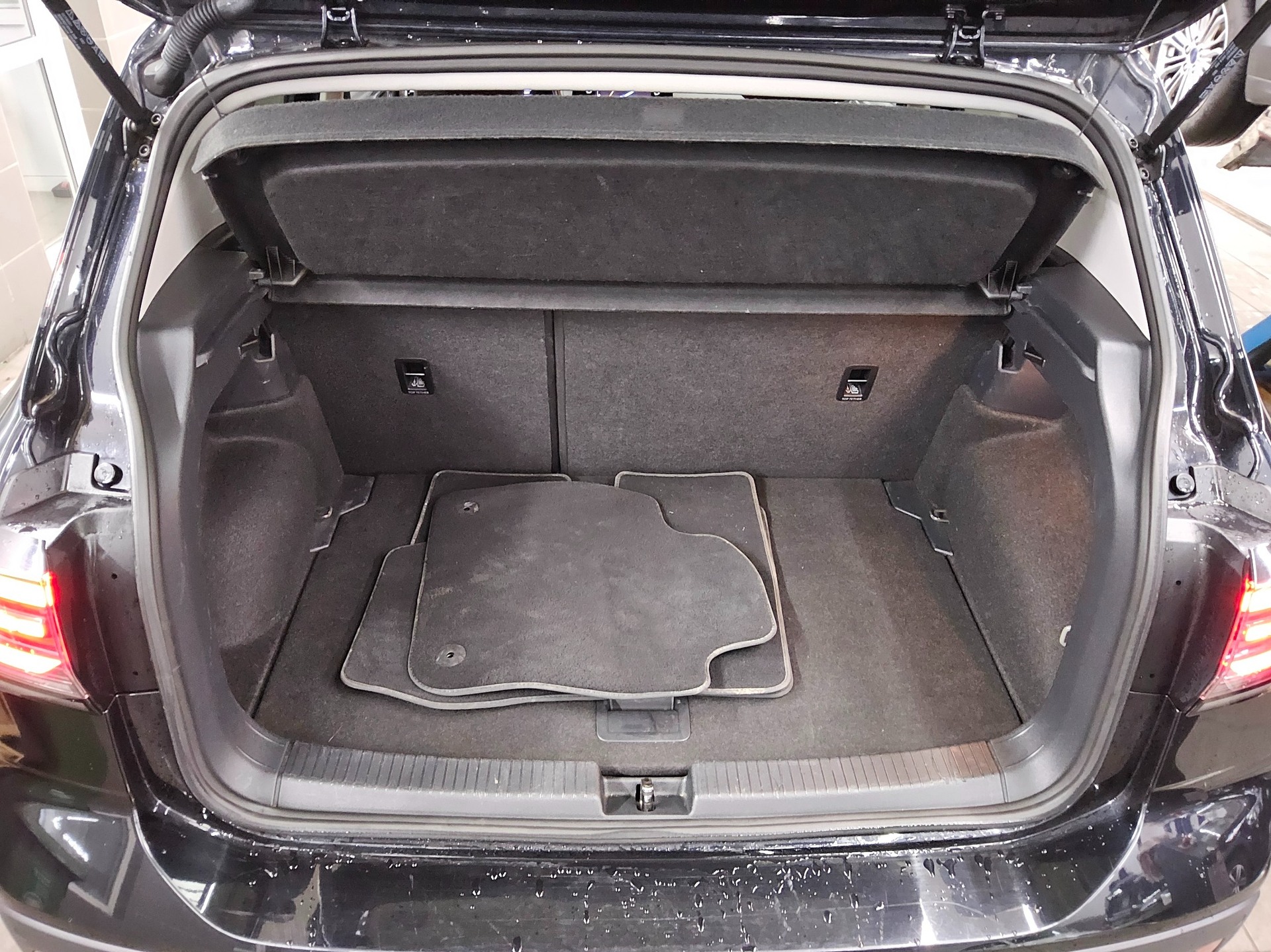 Volkswagen T-Cross 1.0 TSI Life Navi LED DC ACC PDC 12