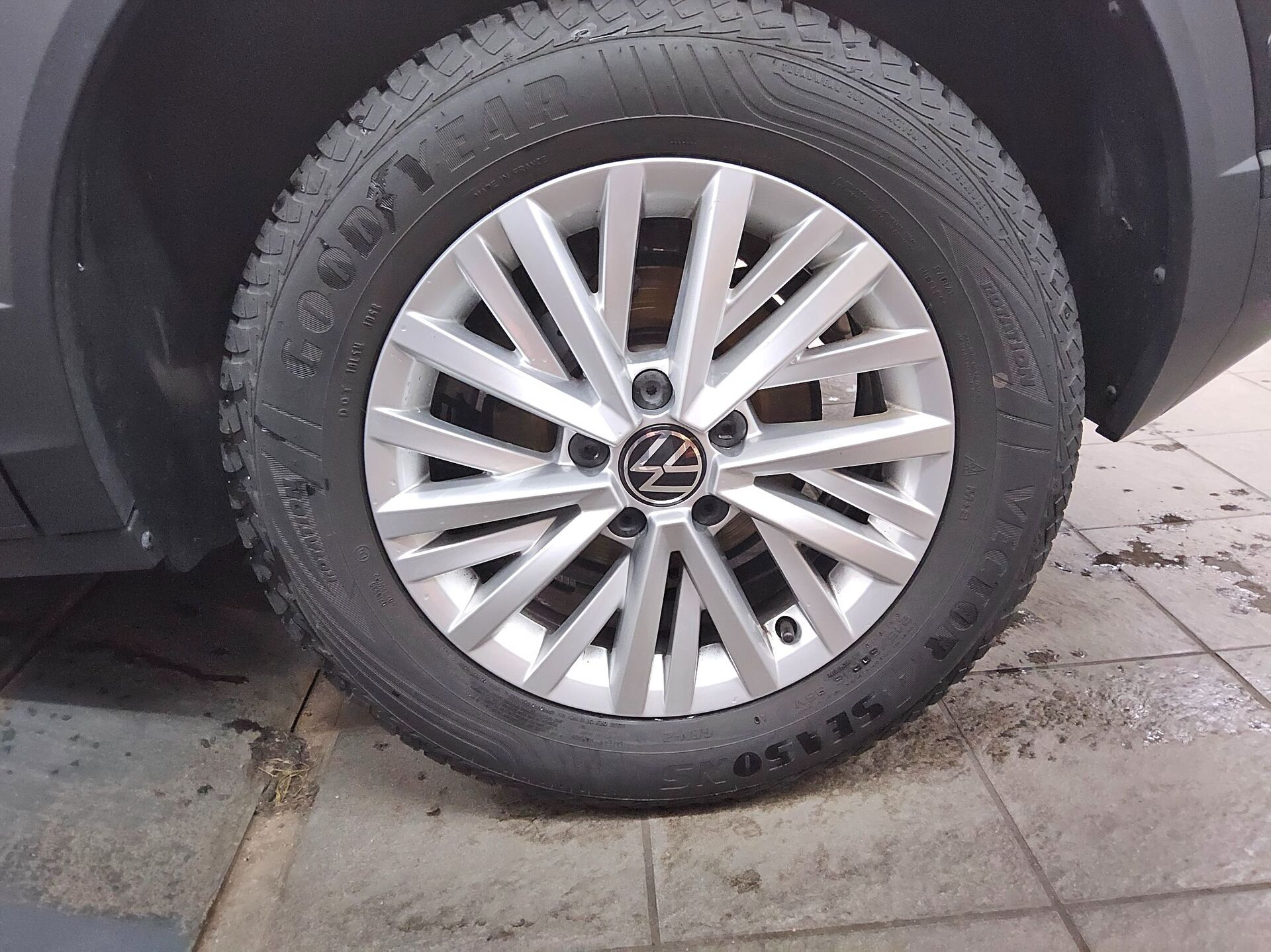 Volkswagen T-Roc 1.0 TSI Life LED DC PDC Shz DAB+ 11