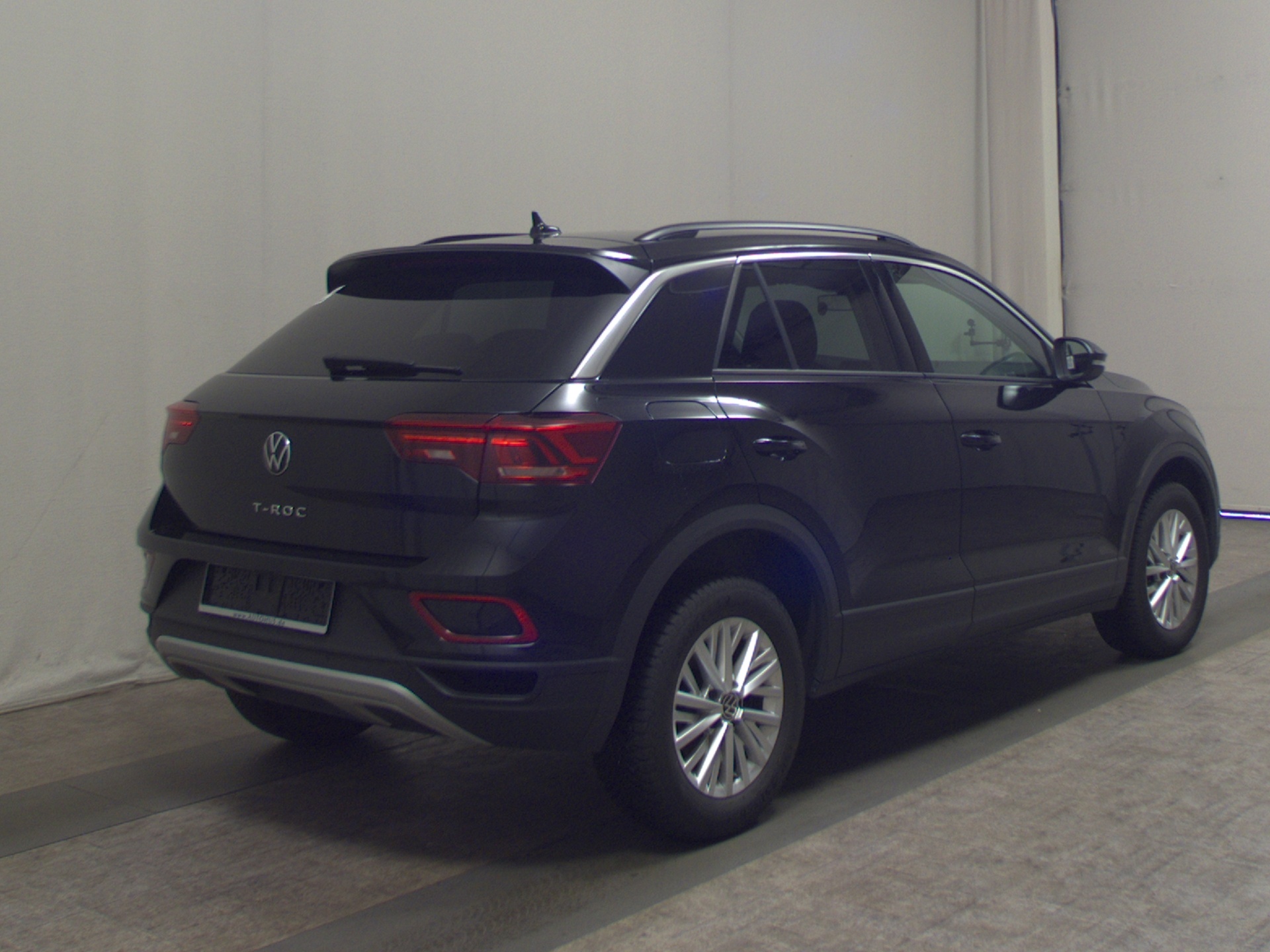 Volkswagen T-Roc 1.0 TSI Life LED DC PDC Shz DAB+ 4