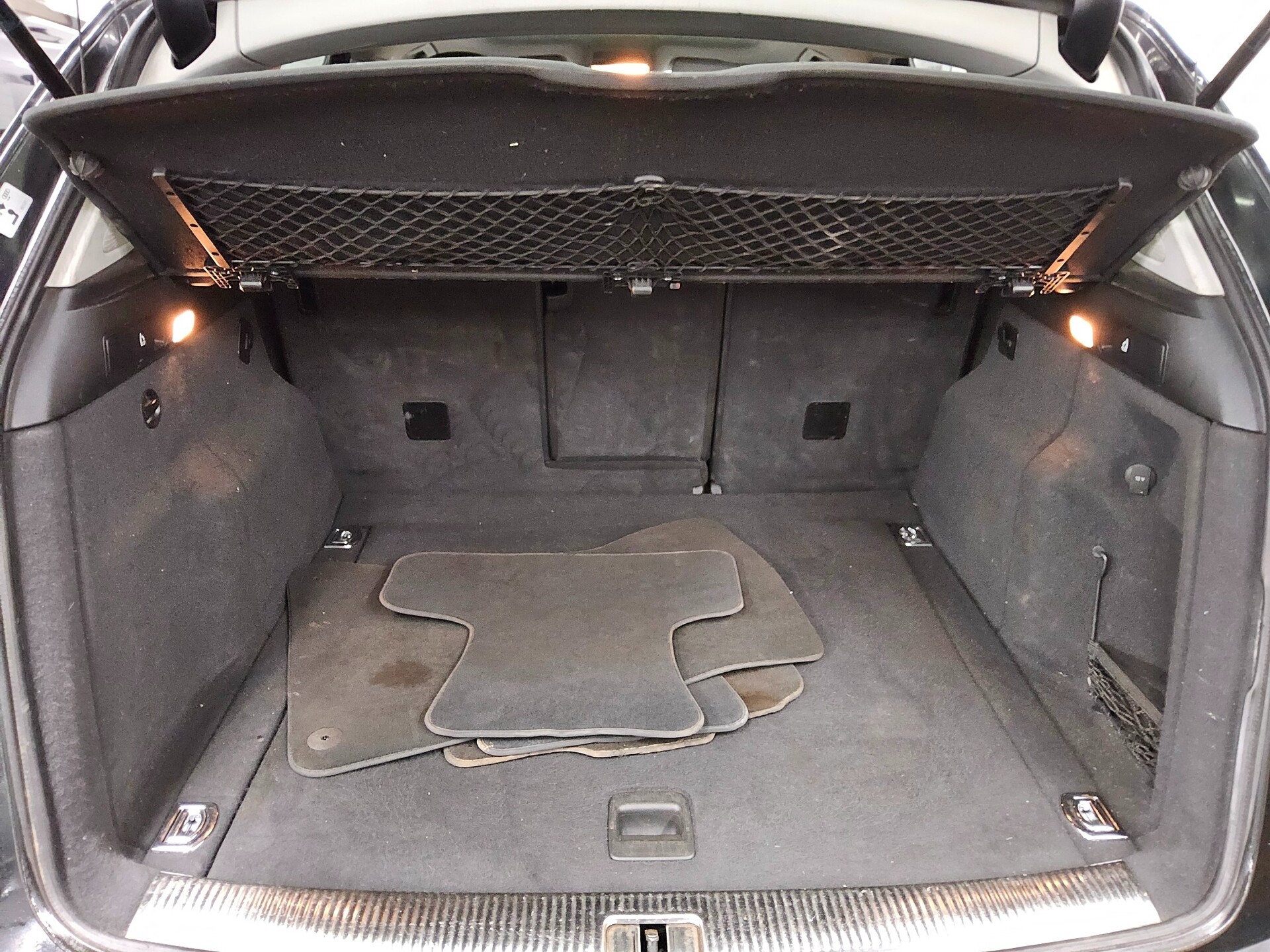 Audi Q5 3.0 TDI Qu. S-Line Navi Pano B&O RFK HU 04/27 12