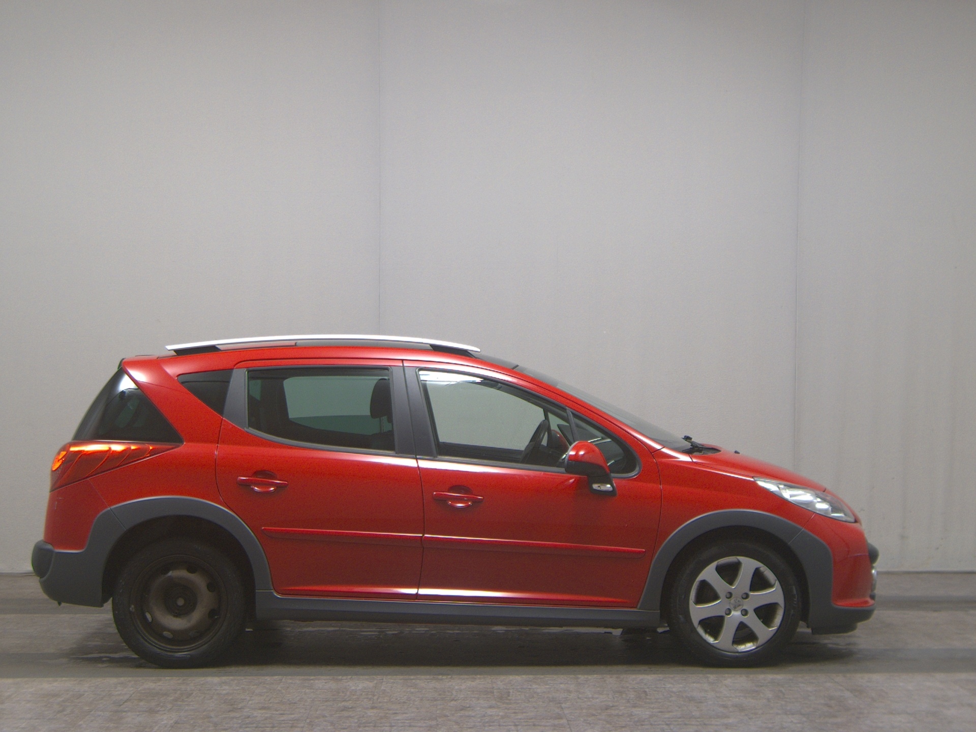 Peugeot 207 1.6 HDi FAP T-Leder Sound Pano Shz Tempomat