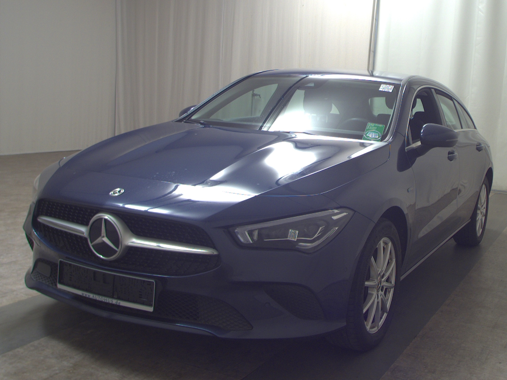 Mercedes-Benz CLA 250 Shooting Brake e Navi Multibeam RFK AHK 2