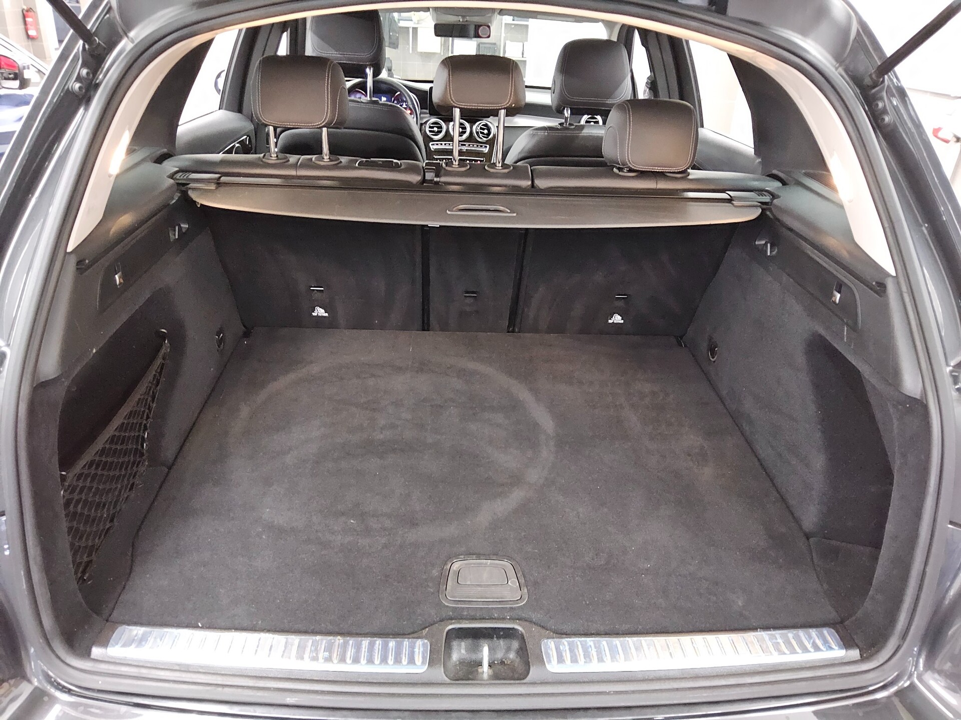 Mercedes-Benz GLC 220 d 4M Exclusive Navi LED Distr.+ RFK AHK 11