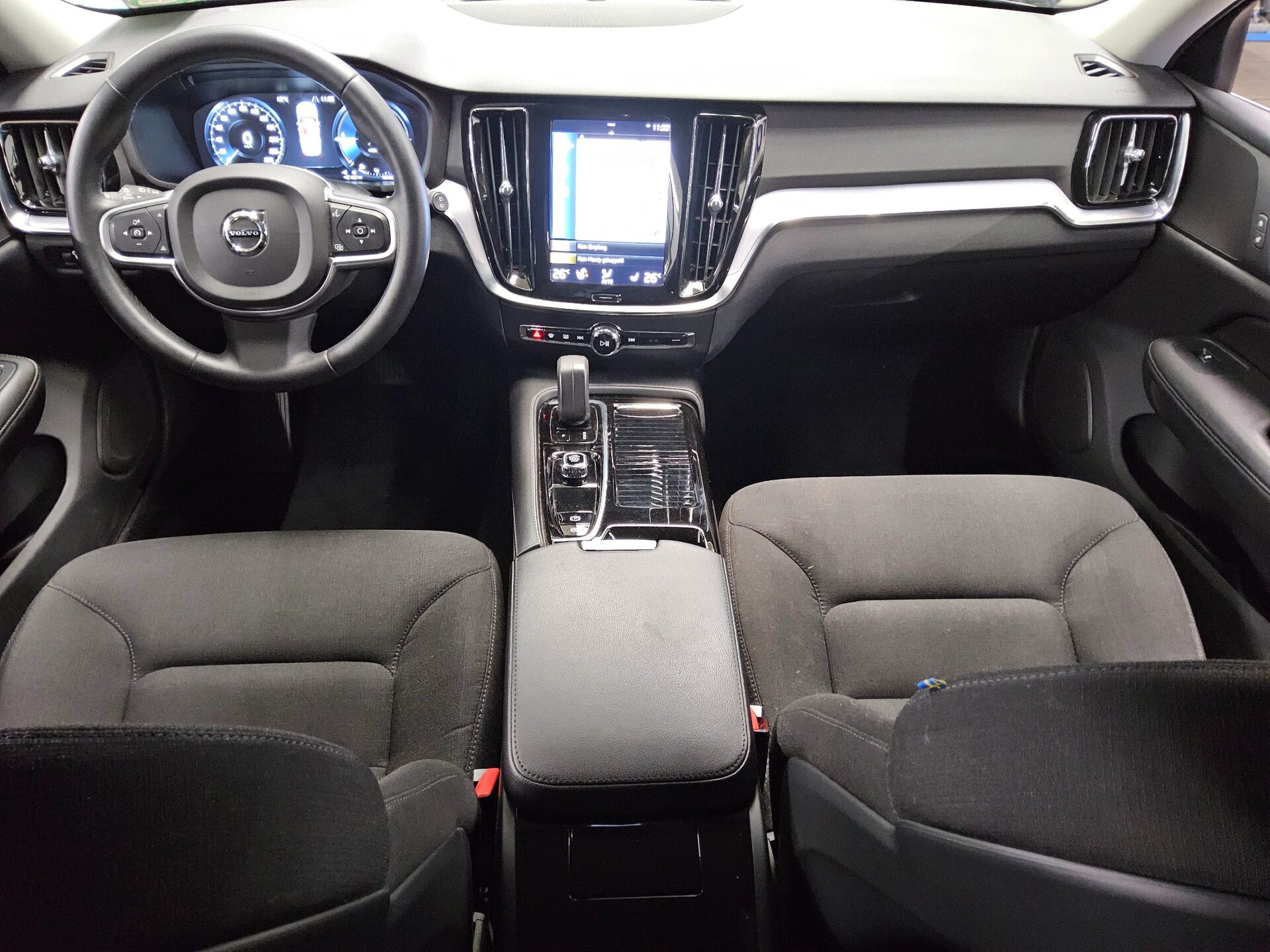 Volvo V60 T6 AWD Inscription Navi LED ACC Kamera 5