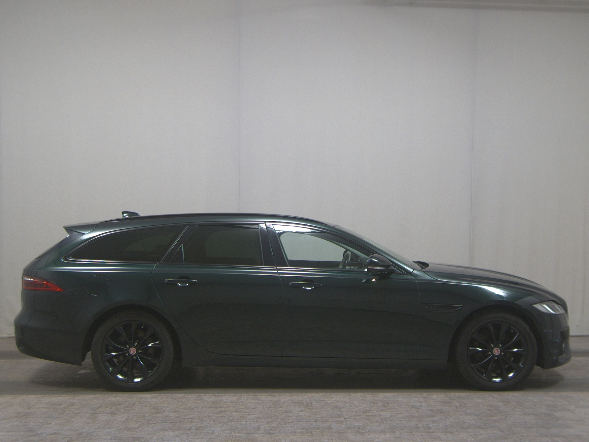 Jaguar XF D200 S Sportbrake Leder Navi LED Pano DC