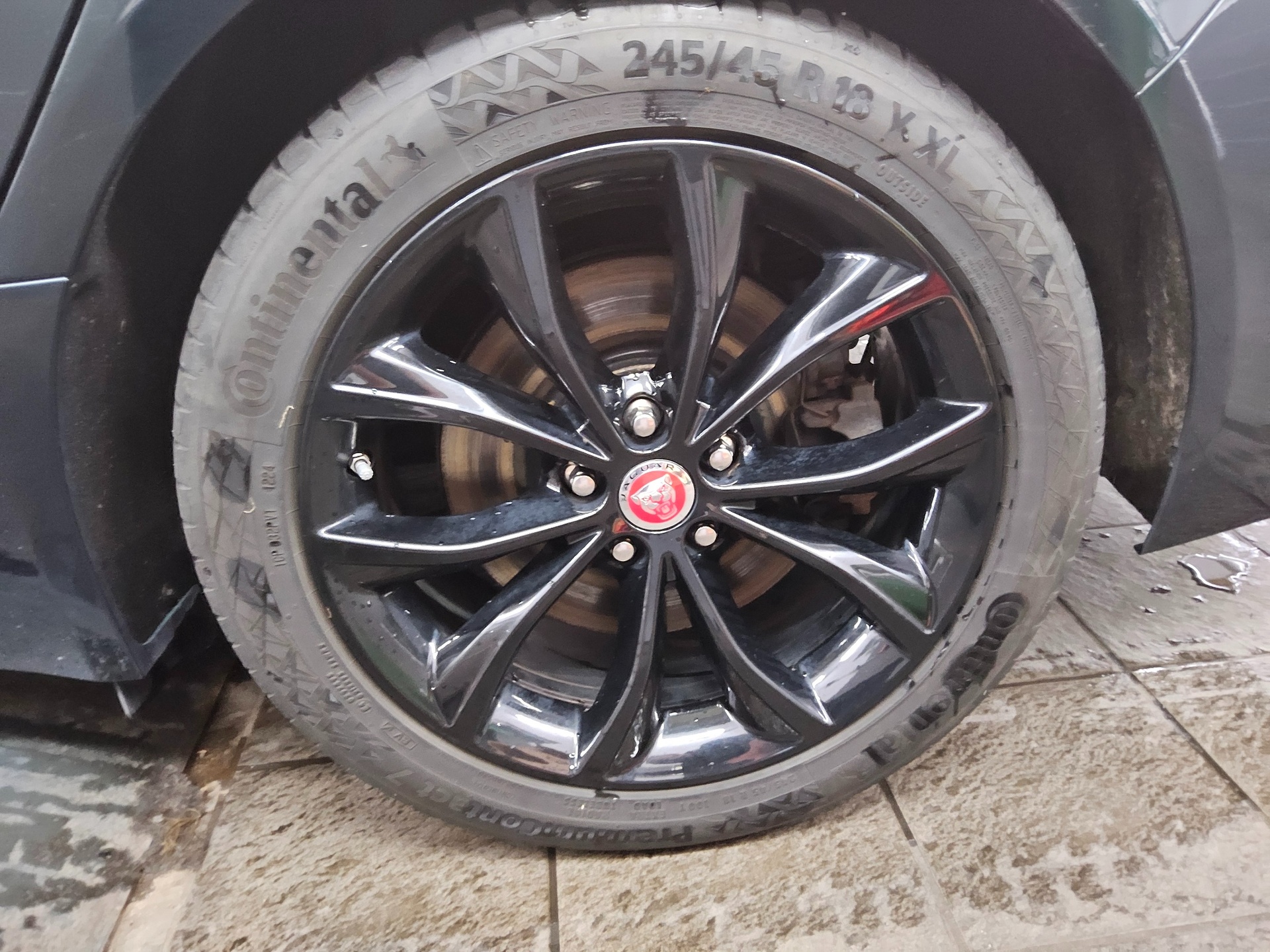 Jaguar XF D200 S Sportbrake Leder Navi LED Pano DC 11