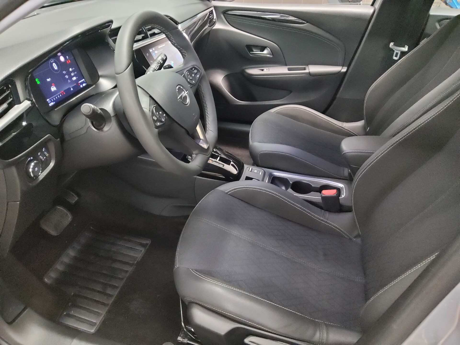 Opel Corsa 1.2 Turbo Elegance Navi LED Shz PDC 9