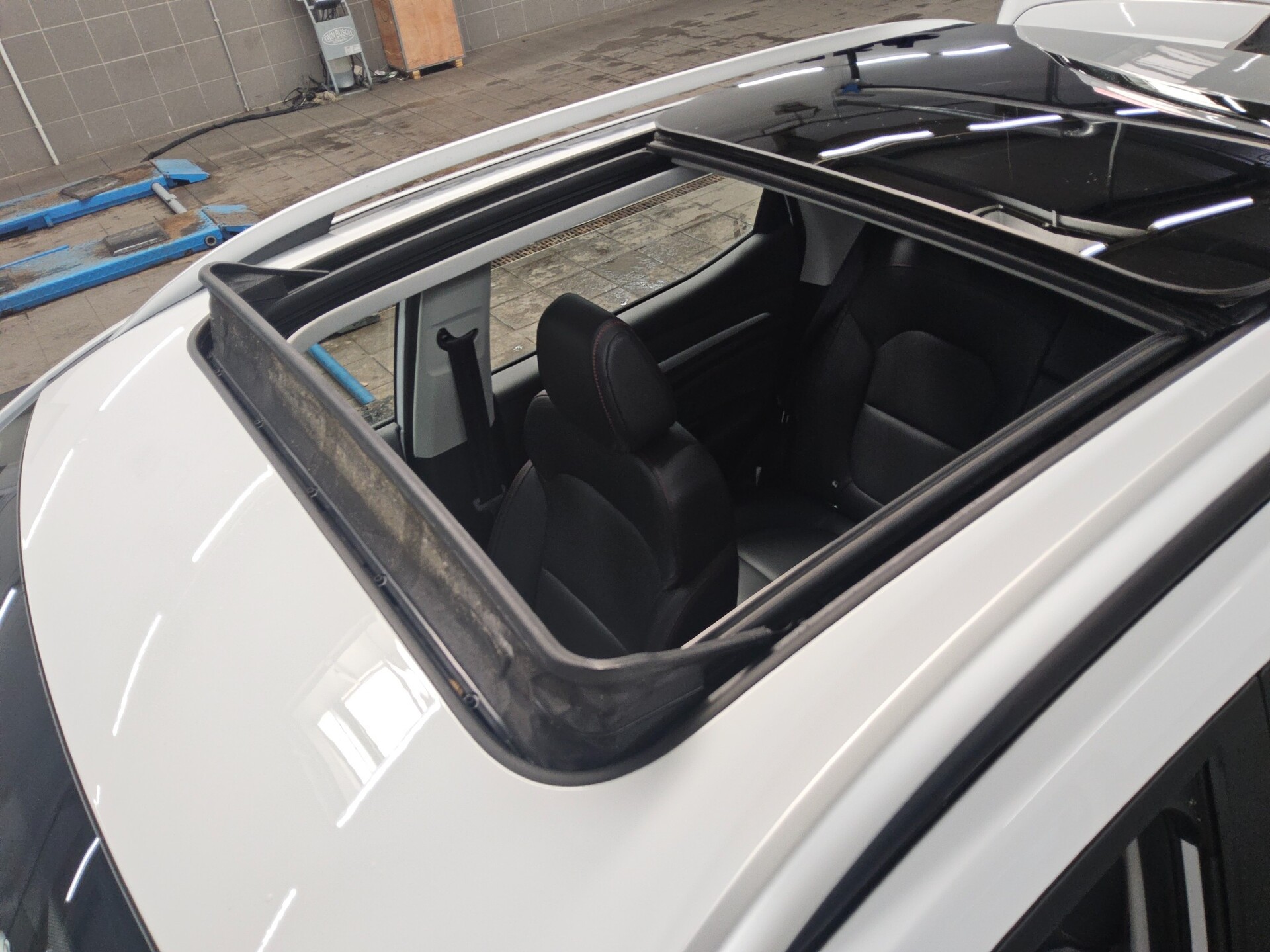 MG ZS EV Luxury Navi LED Shz PDC RfK 360° 12