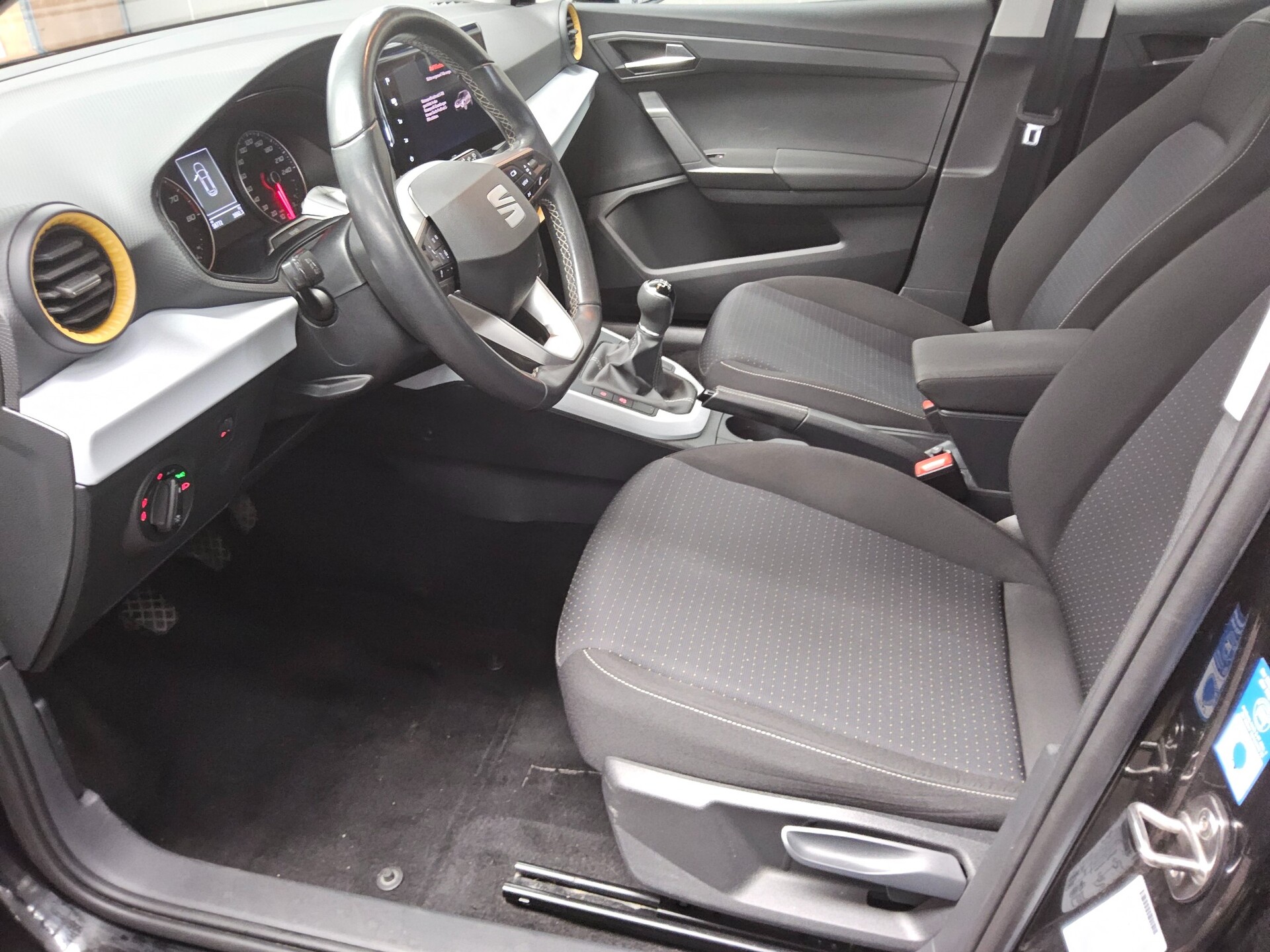 Seat Arona 1.0 TSI Style Navi LED Shz PDC 8