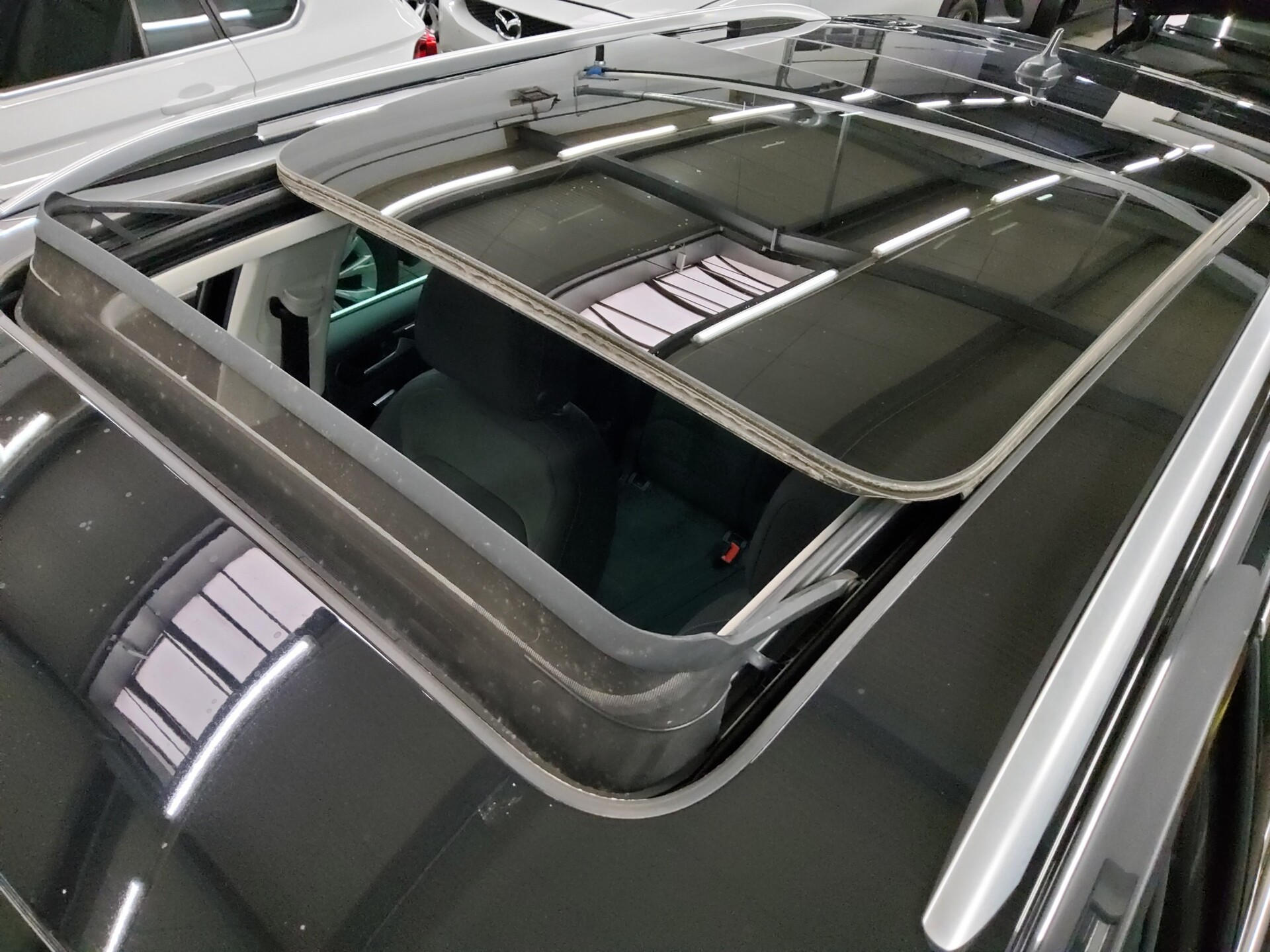 Volkswagen Tiguan 2.0 TSI 4M Highline Navi LED AID Pano HuD 13