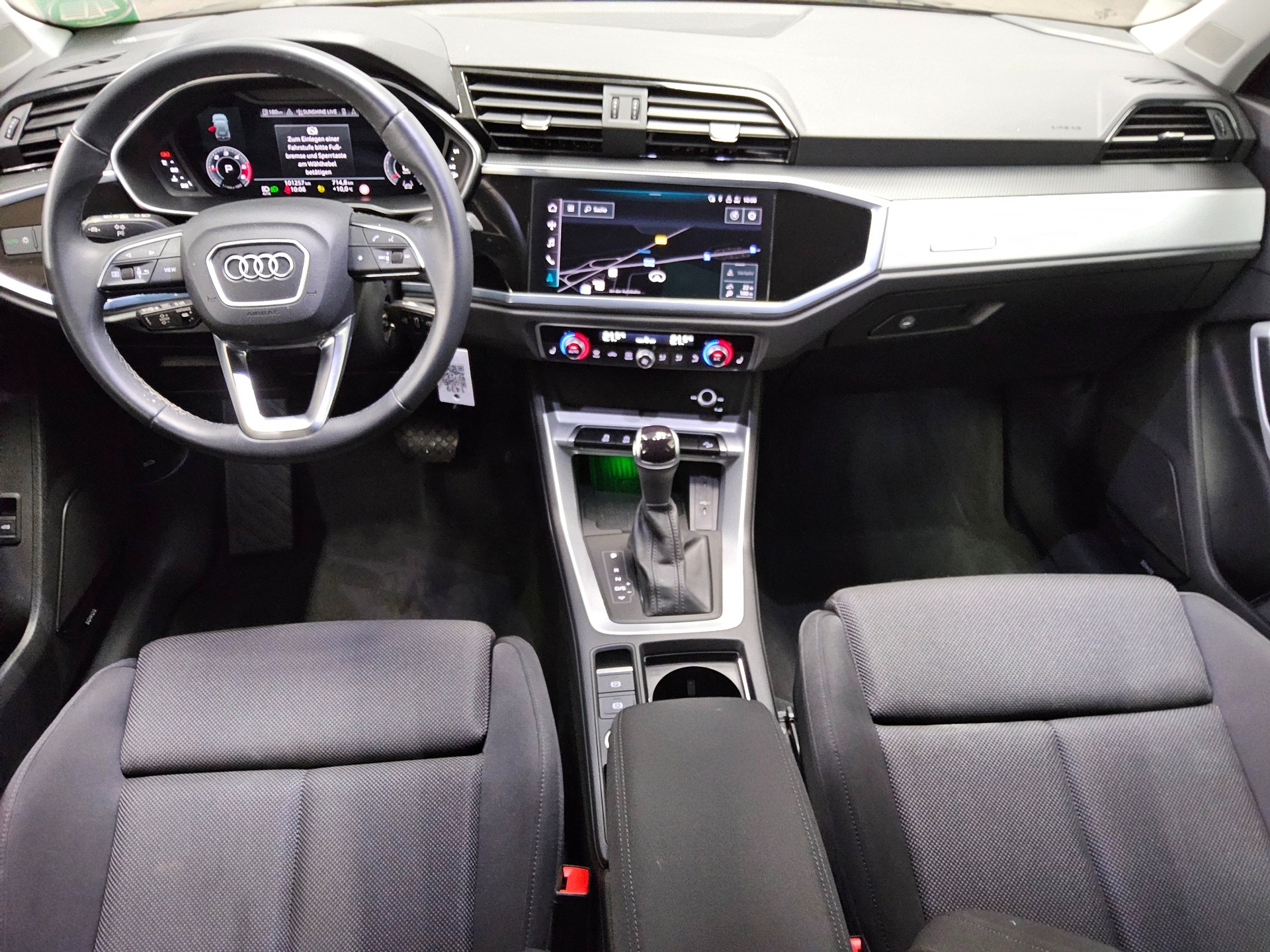 Audi Q3 35 TDI S-Line Navi LED virtual Sound RfK ACC 5