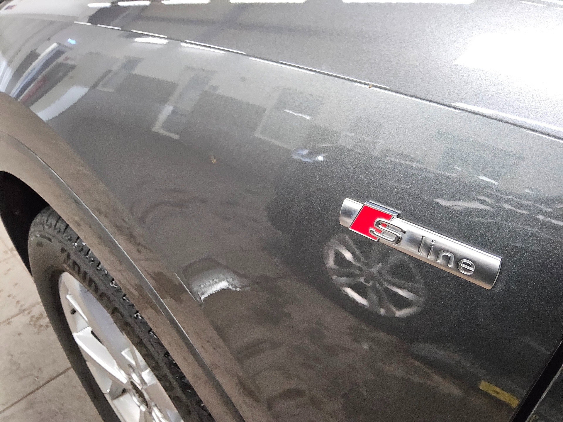 Audi Q3 35 TDI S-Line Navi LED virtual Sound RfK ACC 12