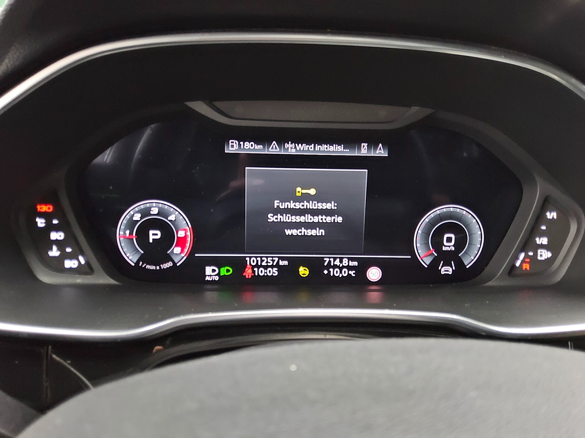 Audi Q3 35 TDI S-Line Navi LED virtual Sound RfK ACC 8