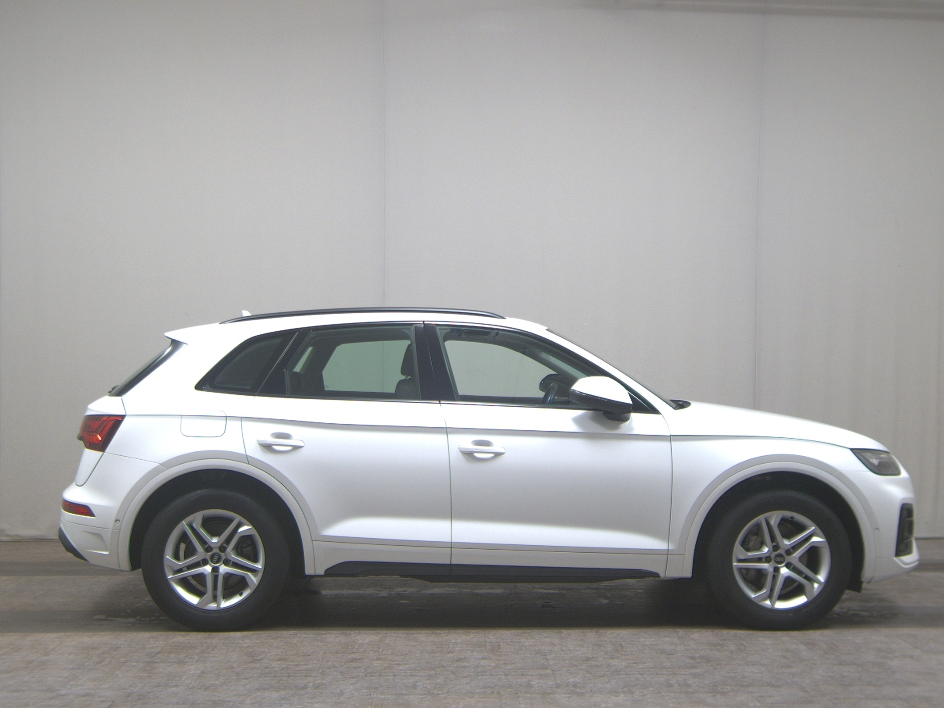 Audi Q5 35 TDI advanced T-Leder Navi vc Pano LED AHK