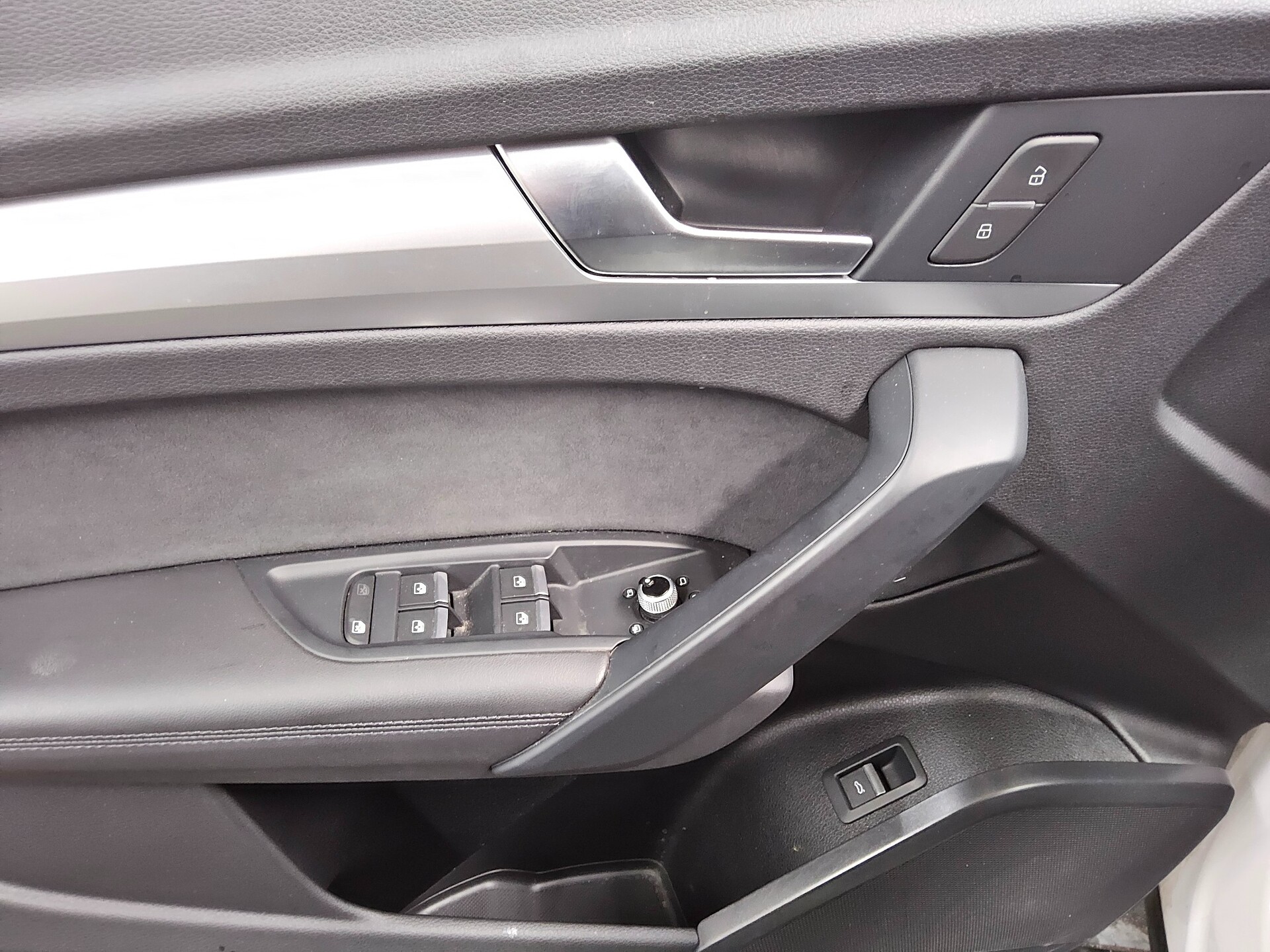 Audi Q5 35 TDI advanced T-Leder Navi vc Pano LED AHK 10