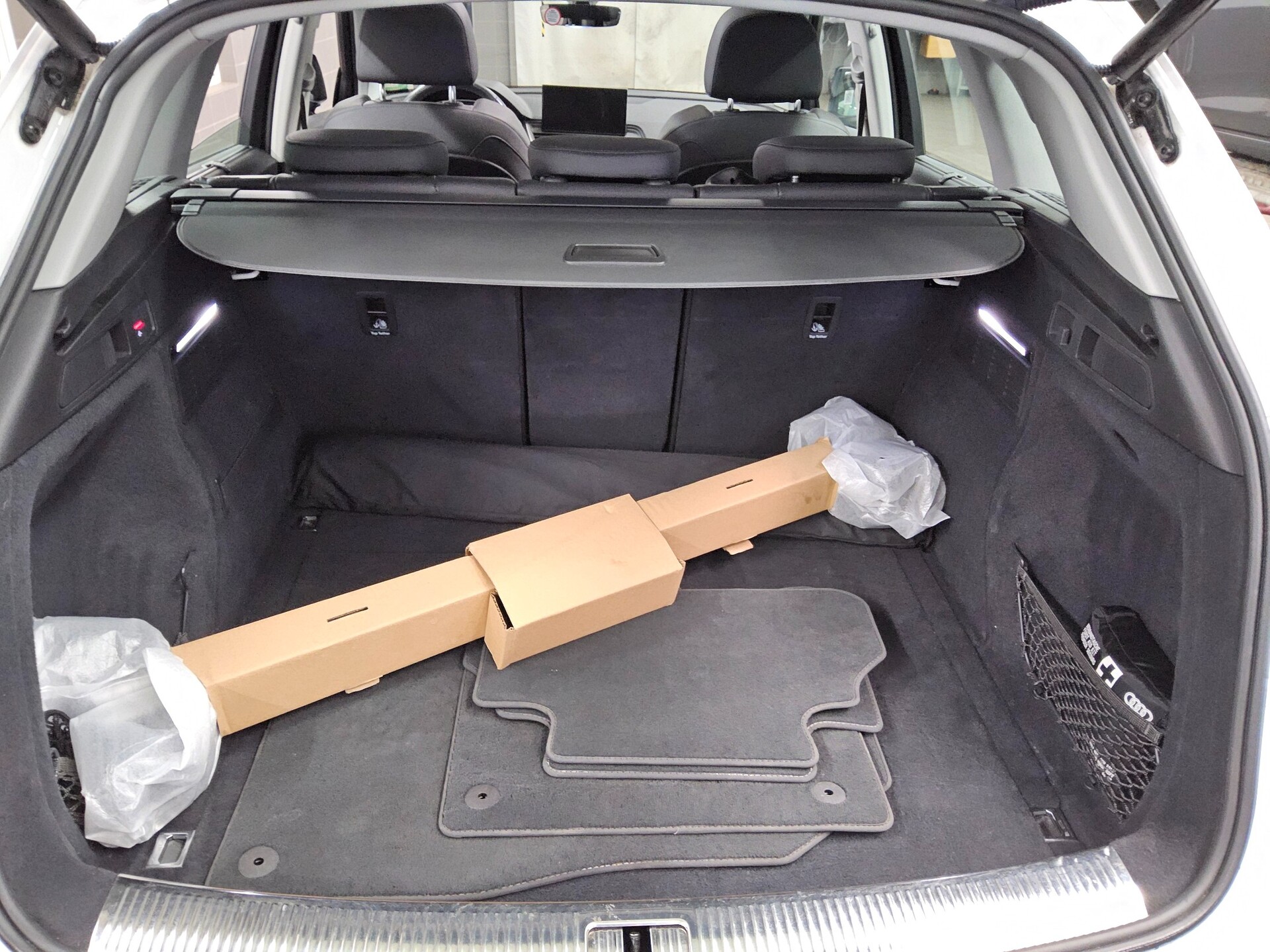 Audi Q5 35 TDI advanced T-Leder Navi vc Pano LED AHK 12