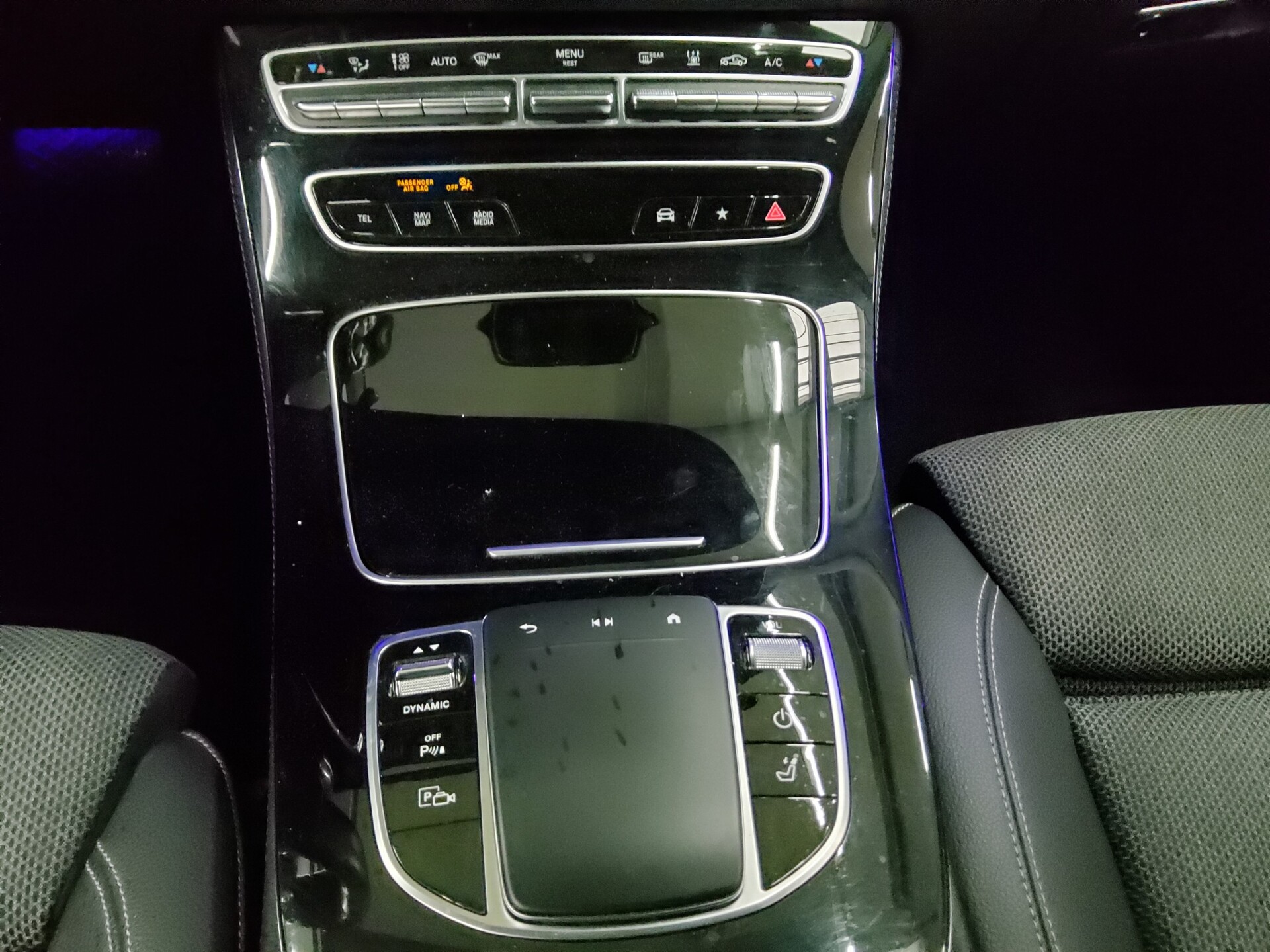 Mercedes-Benz E 300 T de AMG-Line Navi Burmester Widesc. RFK 6