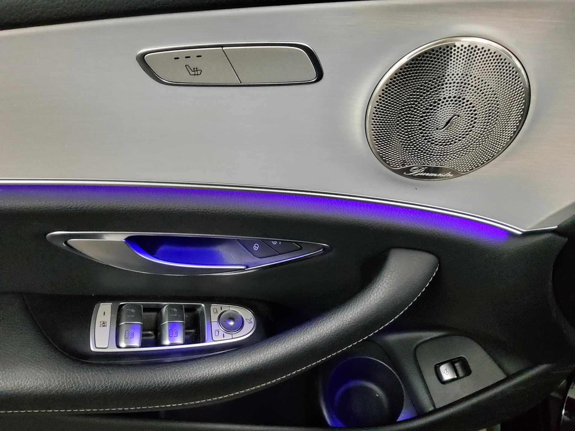 Mercedes-Benz E 300 T de AMG-Line Navi Burmester Widesc. RFK 10