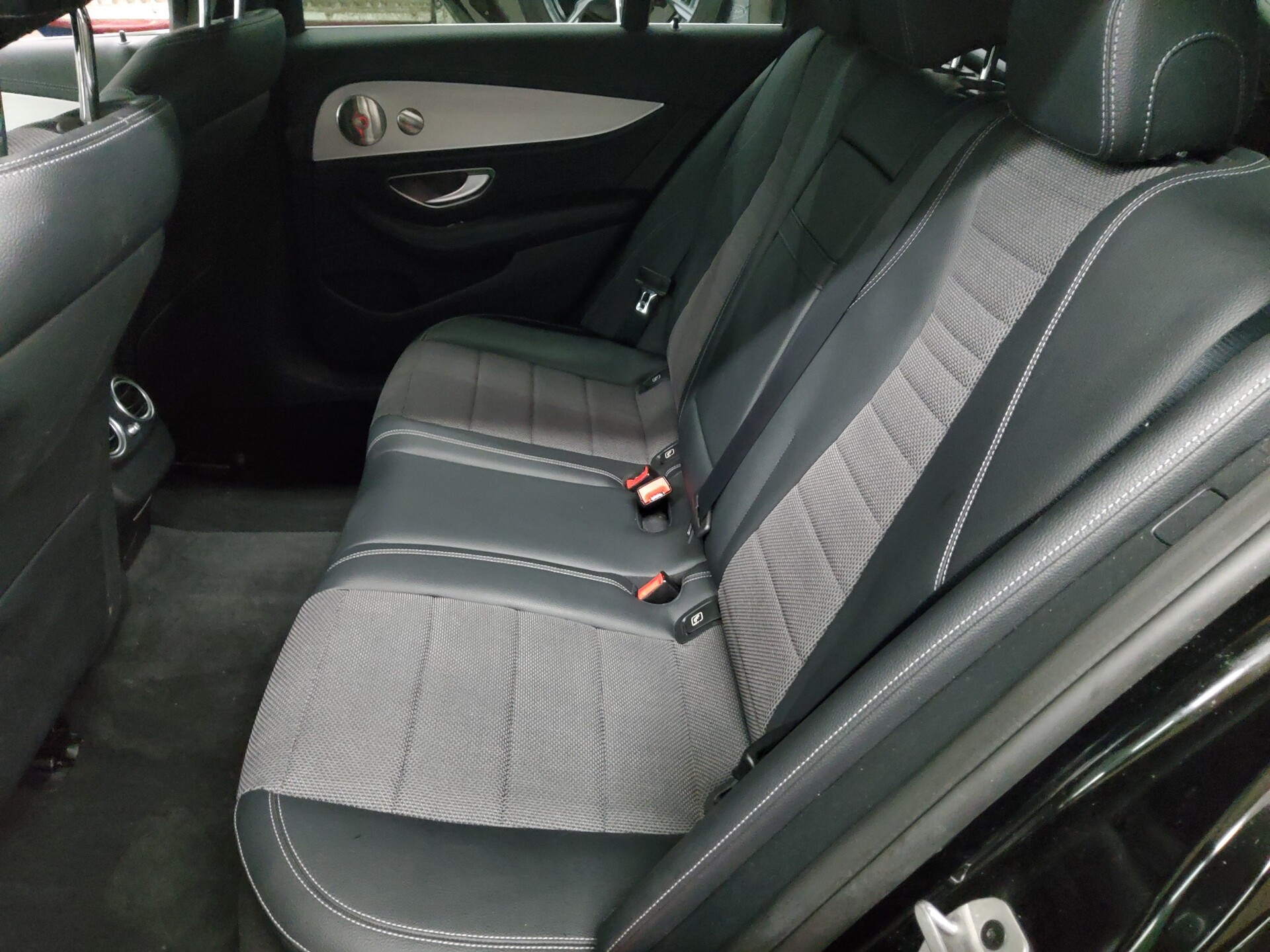 Mercedes-Benz E 300 T de AMG-Line Navi Burmester Widesc. RFK 13