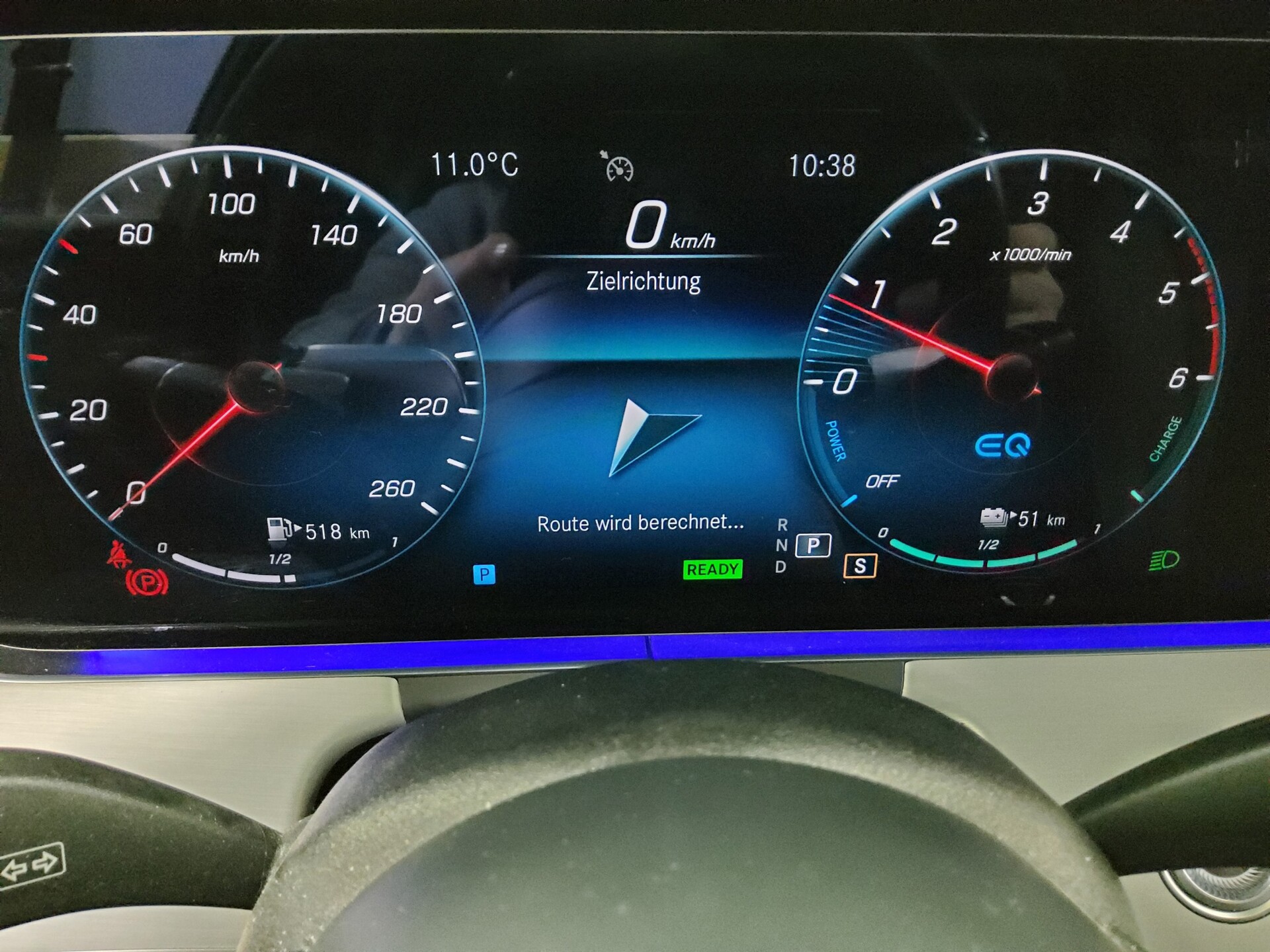 Mercedes-Benz E 300 T de AMG-Line Navi Burmester Widesc. RFK 8