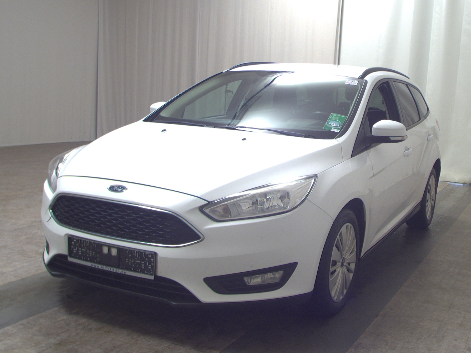 Ford Focus Turnier 1.5 TDCi Trend Shz AHK CD BT 2