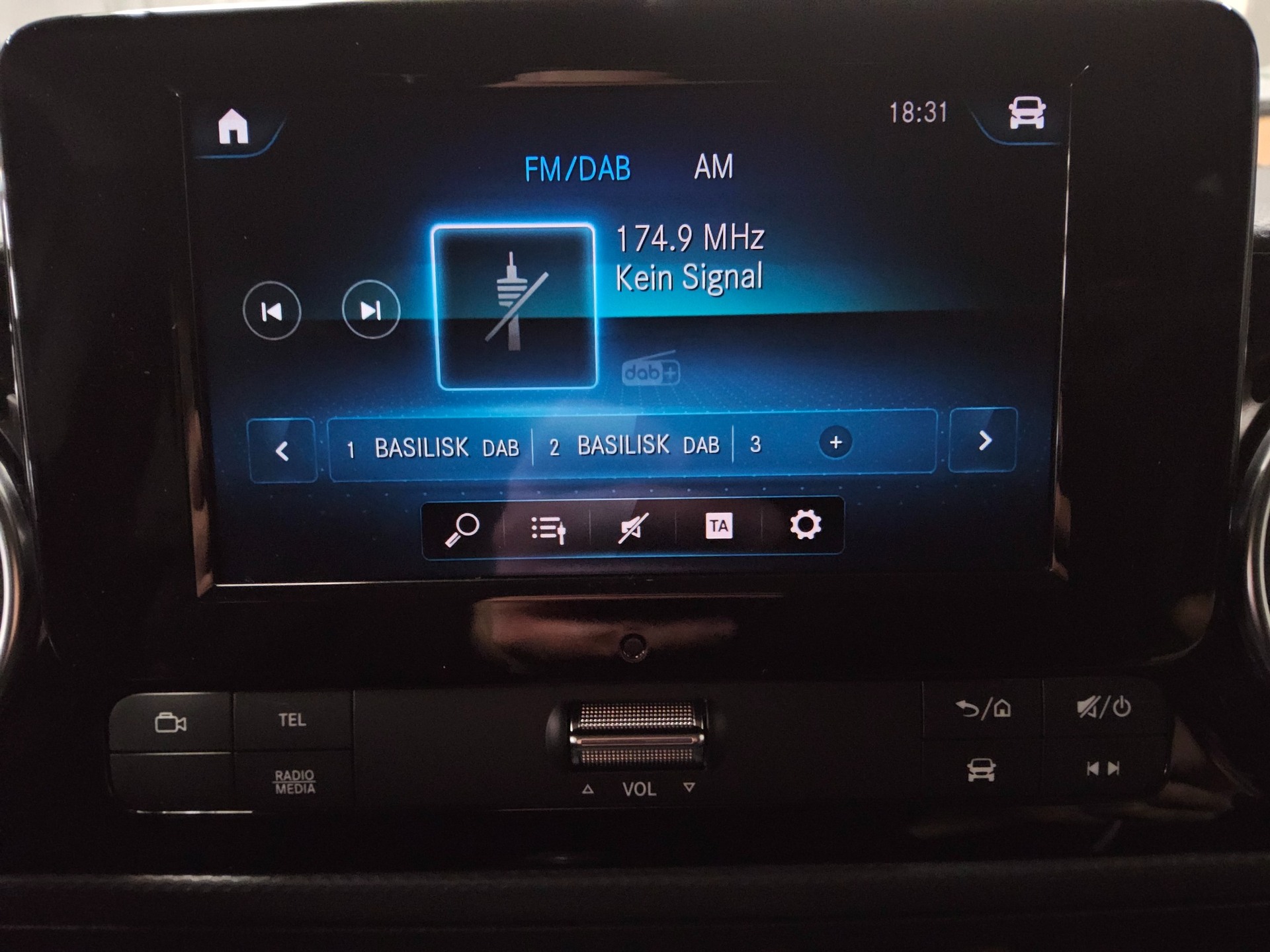 Mercedes-Benz T 160 Style AHK Kamera Keyless PDC LED SHZ 7