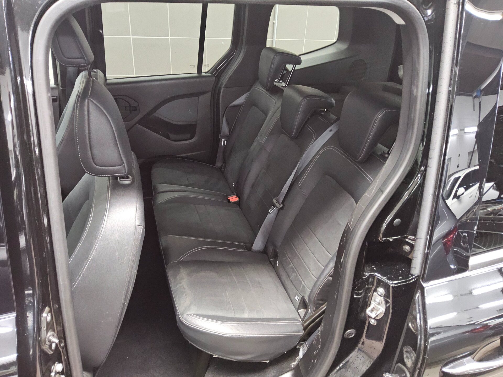 Mercedes-Benz T 160 Style AHK Kamera Keyless PDC LED SHZ 13