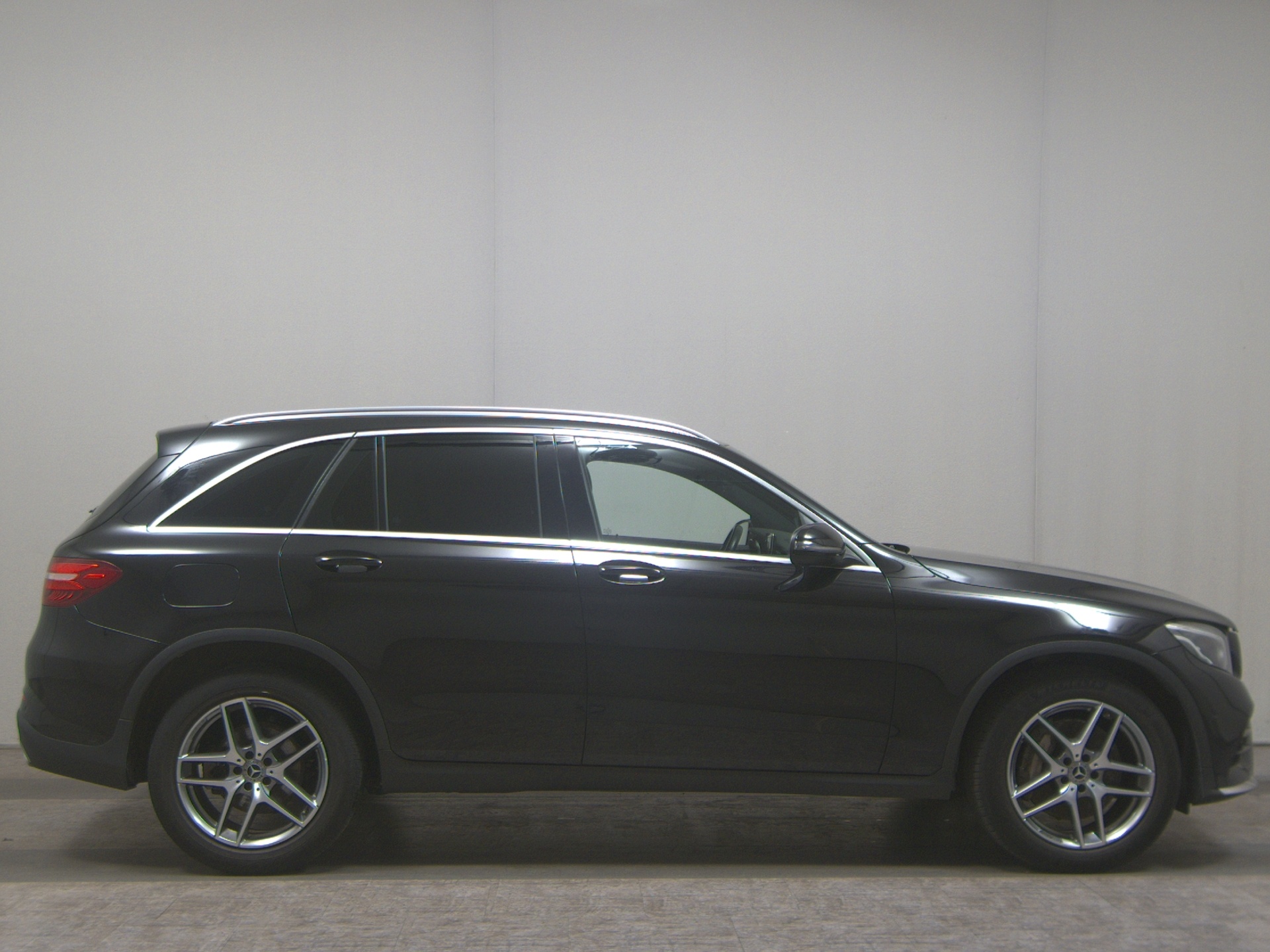 Mercedes-Benz GLC 220 d 4M AMG-Line Navi LED RfK Ambiente Shz