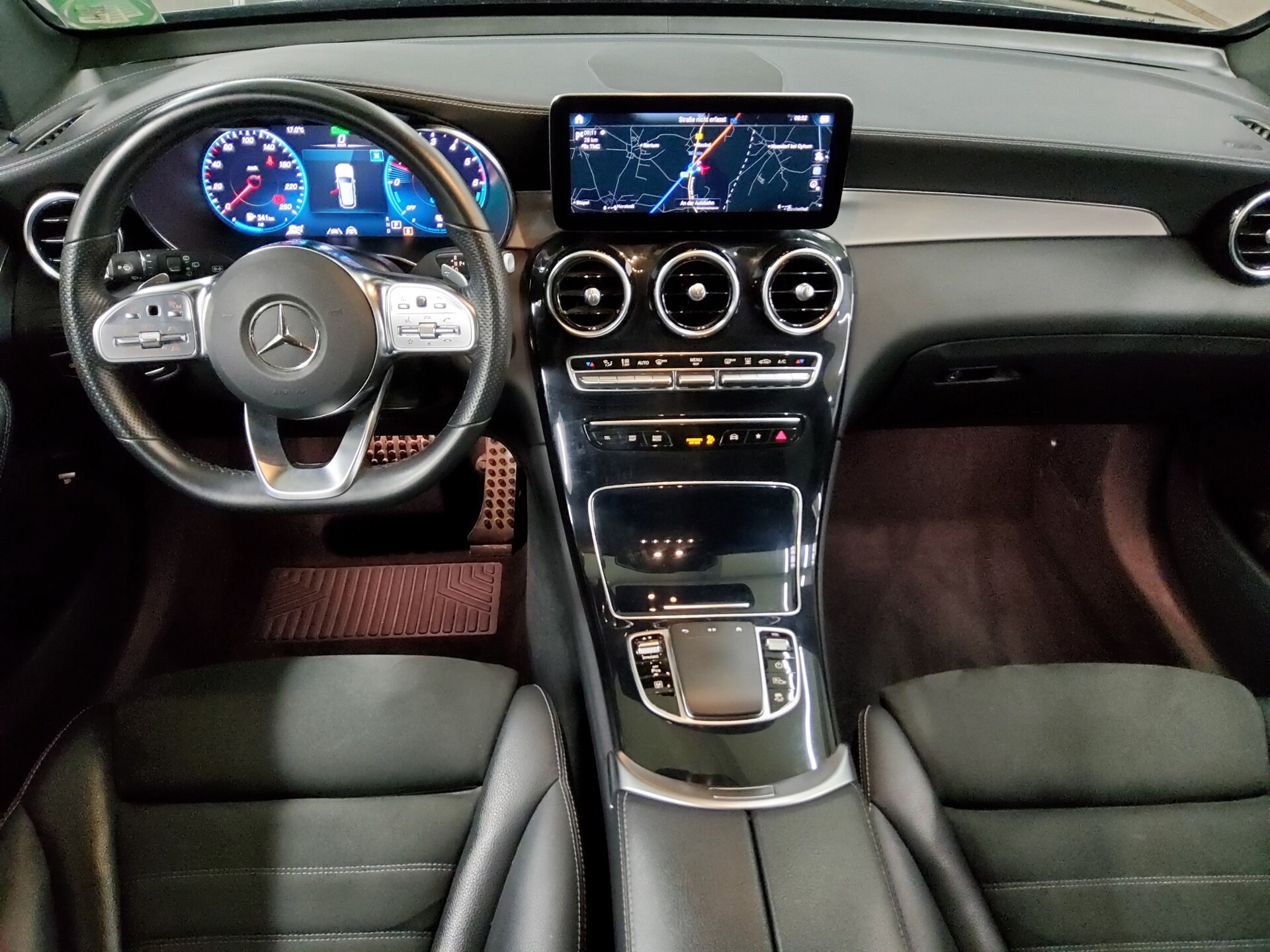 Mercedes-Benz GLC 300 de 4M AMG-Line Night Widescr. Burmester 5