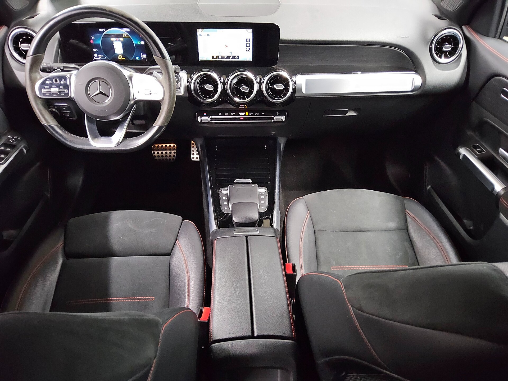 Mercedes-Benz GLB 200 d AMG-Line Night Navi Multibeam AHK RFK 5