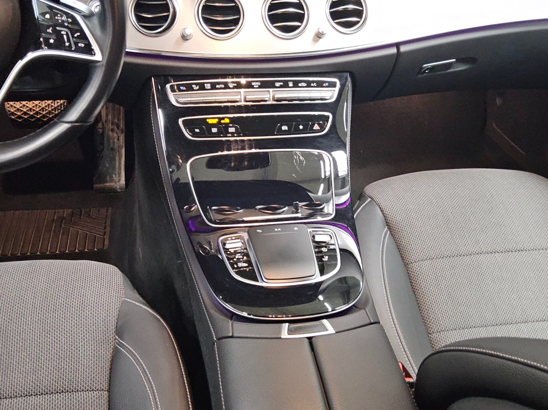 Mercedes-Benz E 300 T de Avantgarde Nav Widescr. Burmester LED 6