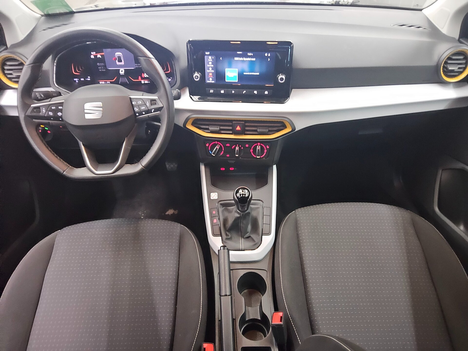 Seat Arona 1.0 TSI Style LED virtual PDC SHZ 5