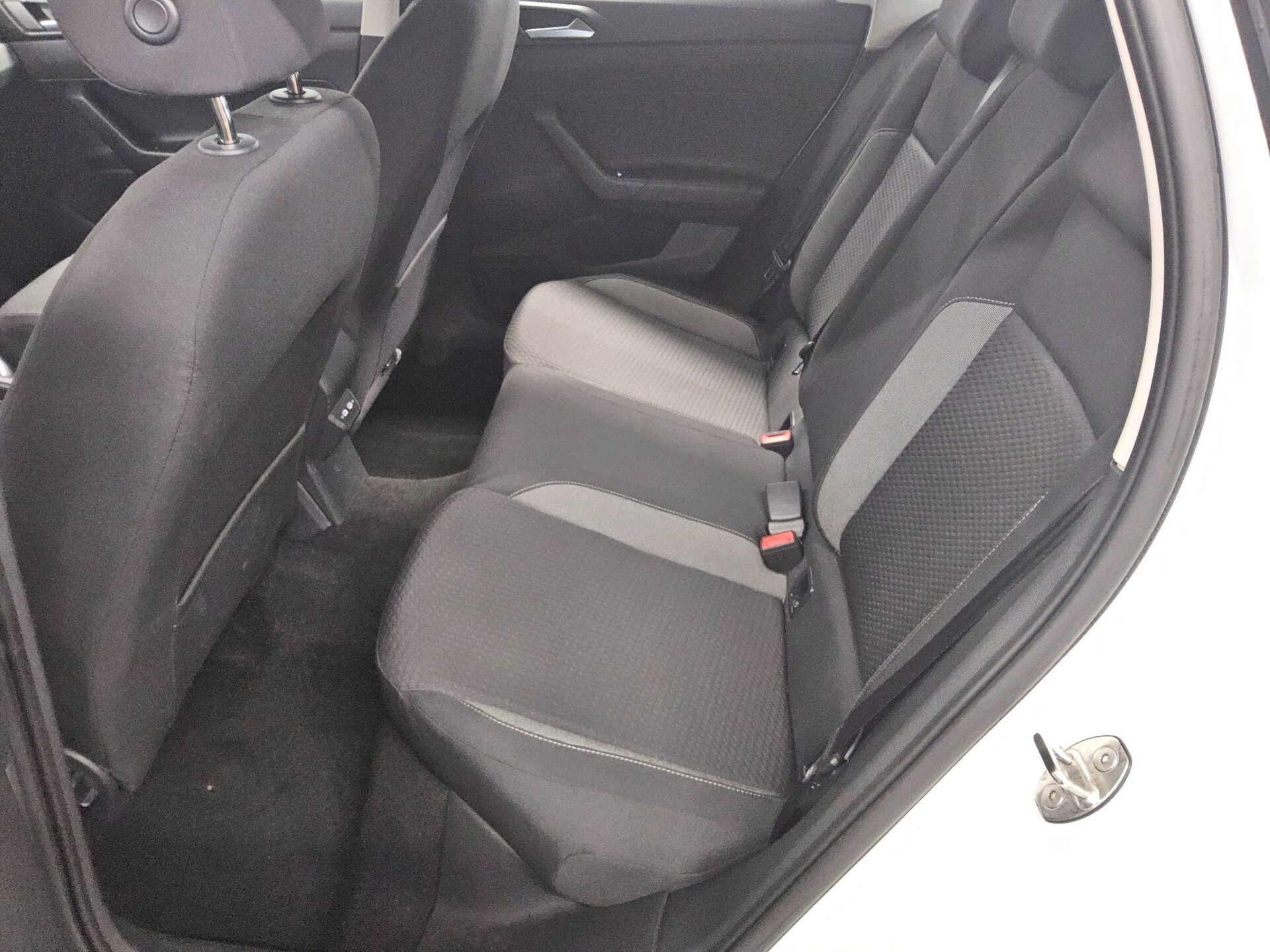 Volkswagen Polo 1.0 TSI Life LED DC Shz PDC DAB Klima 13