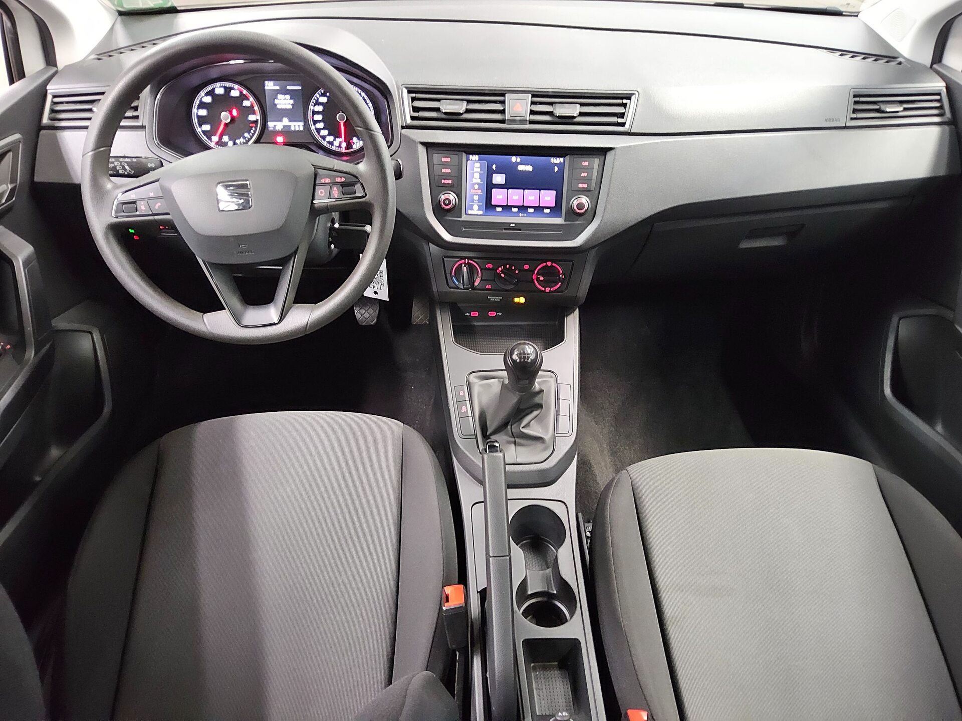 Seat Ibiza 1.0 Reference DAB Klima 5