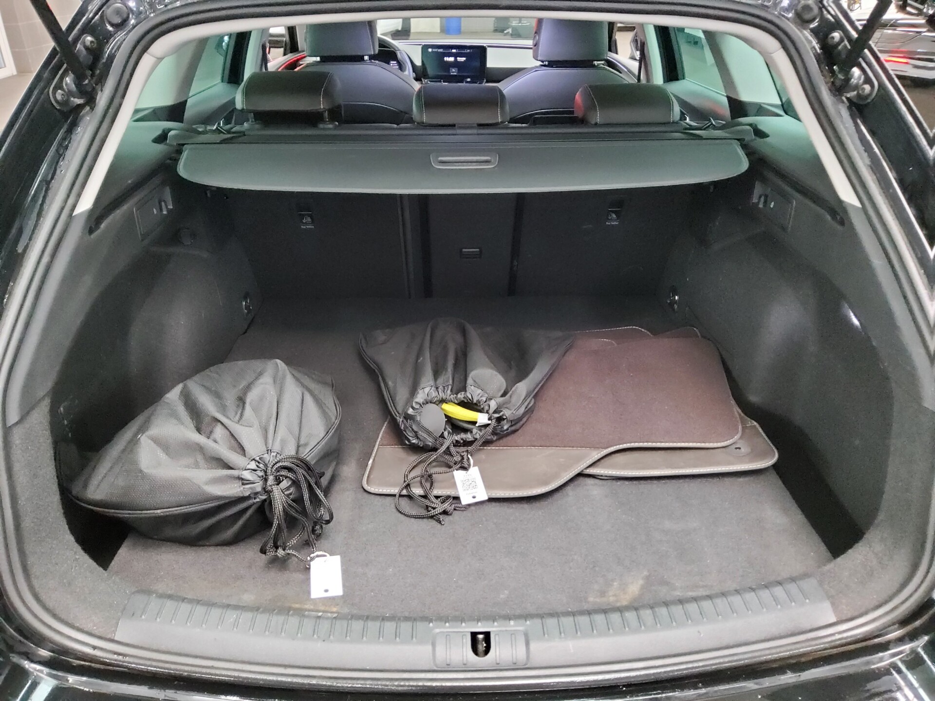 Seat Leon Sportstourer 1.4 e-HYBRID Xcellence Navi DC 12