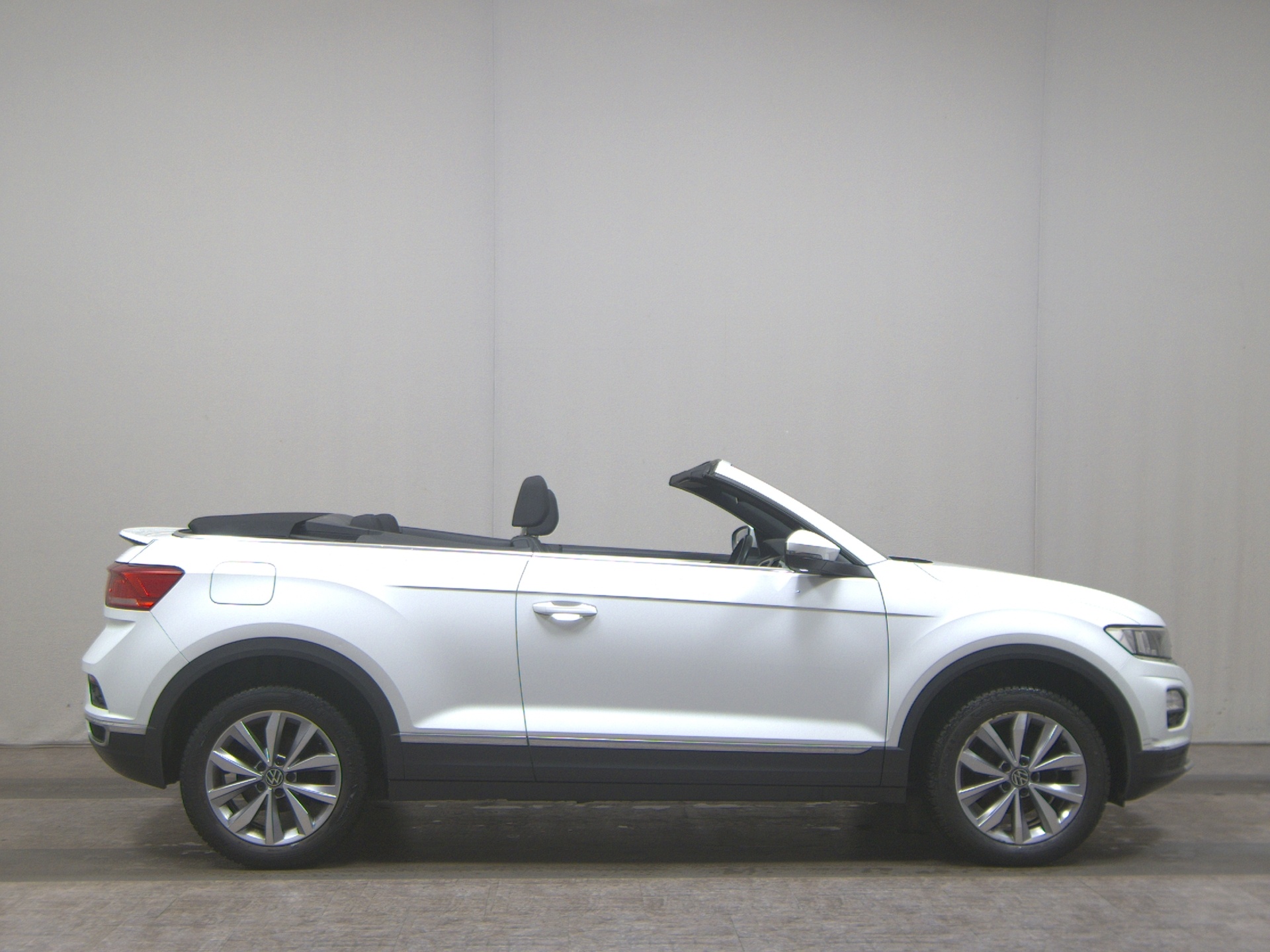 Volkswagen T-Roc 1.0 TSI Cabriolet Style Navi PDC SHZ ACC