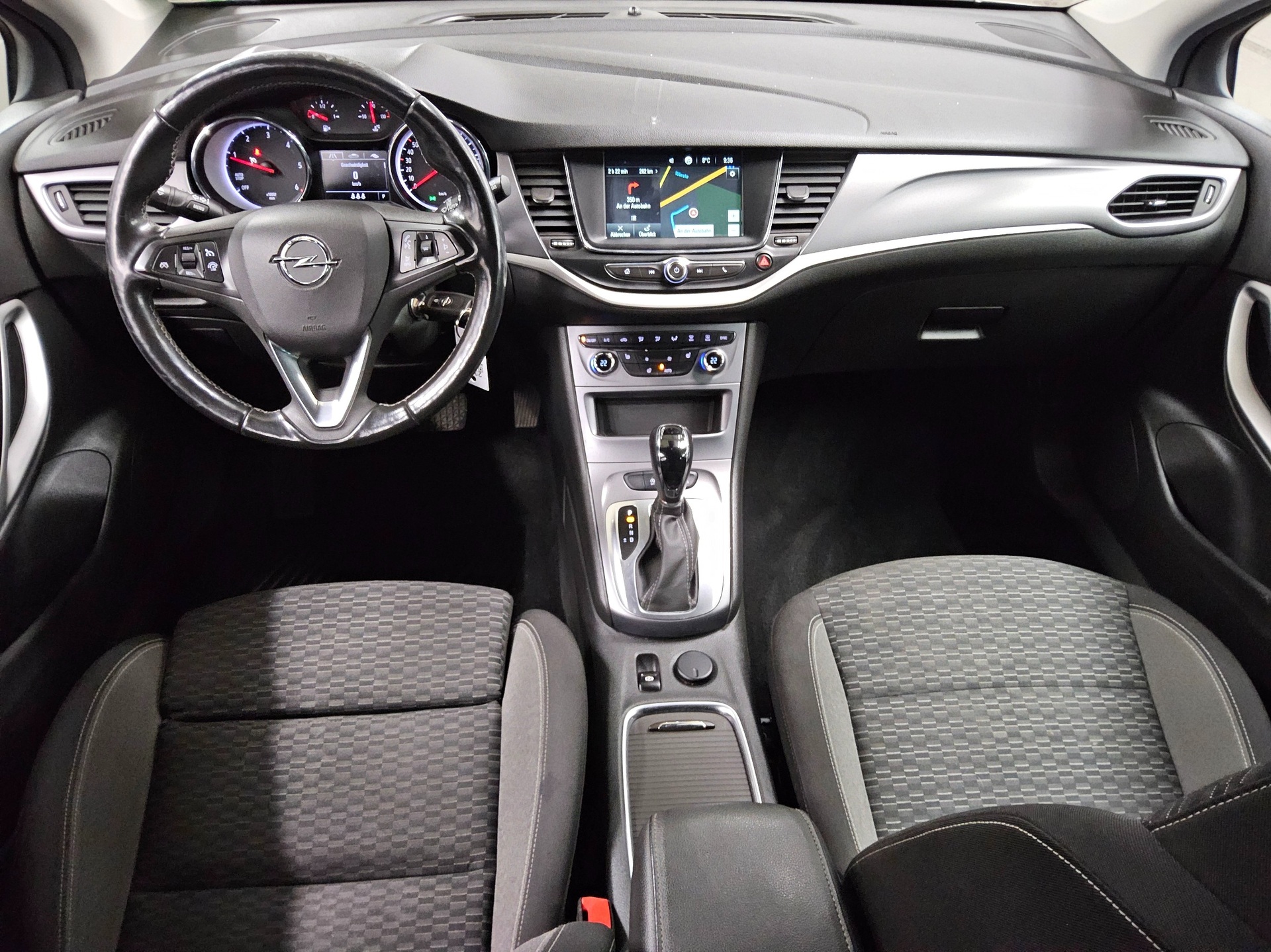 Opel Astra ST 1.5 D Edition Navi LED Shz AHK PDC 5