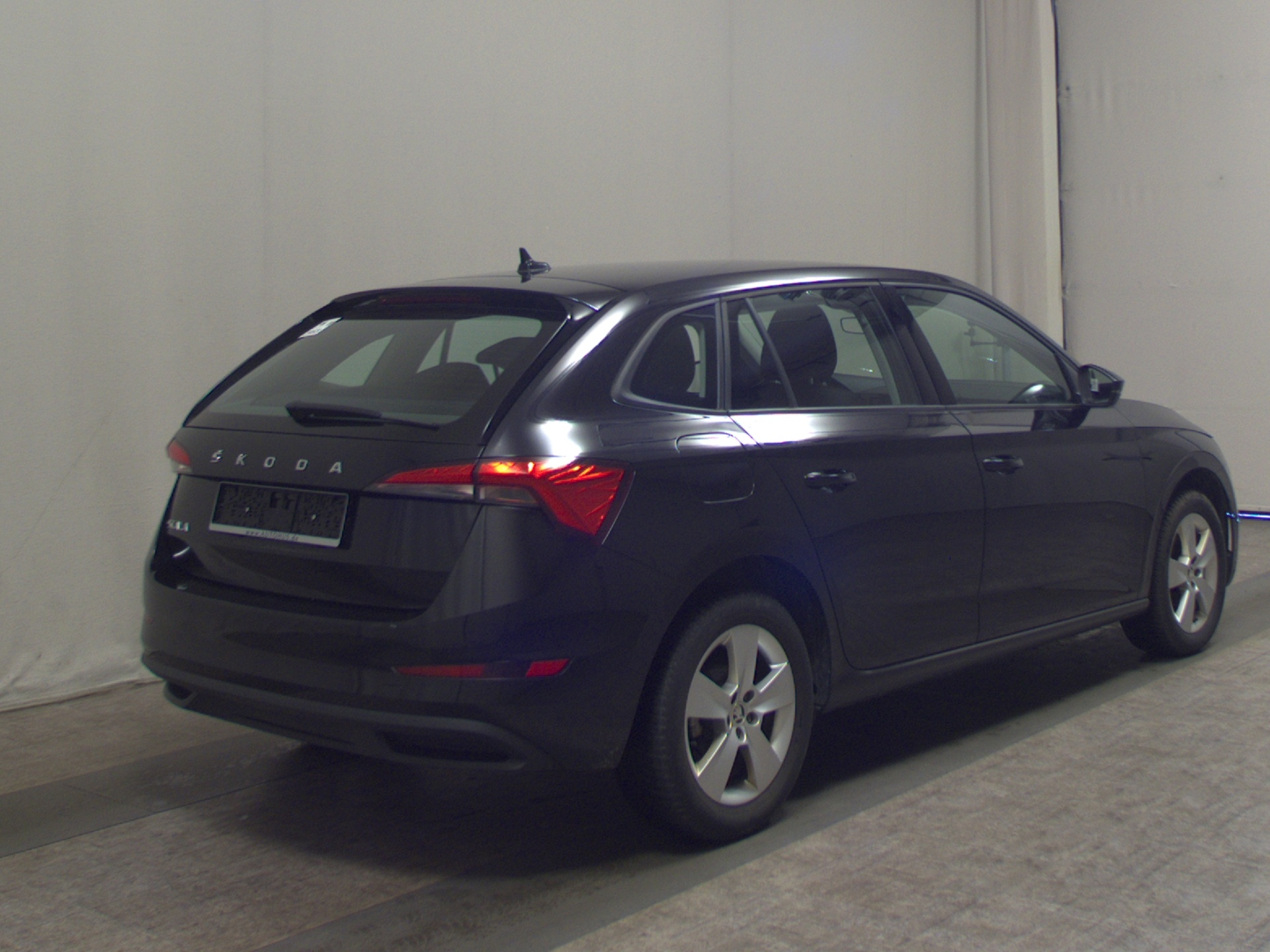 Skoda Scala 1.0 TSI LED Shz PDC Klima 4