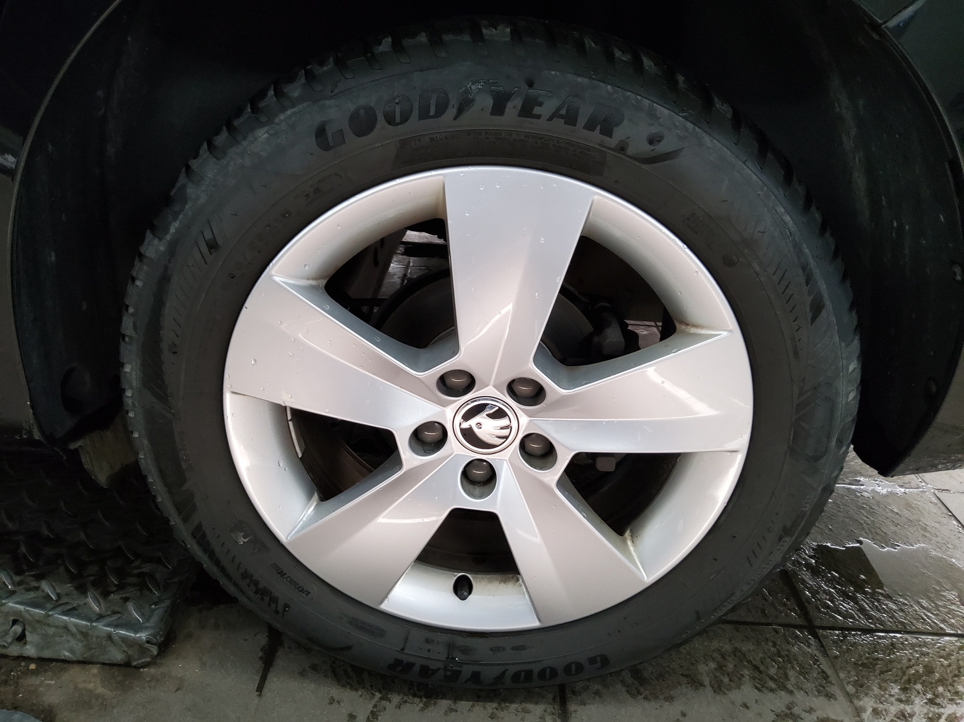 Skoda Scala 1.0 TSI LED Shz PDC Klima 10