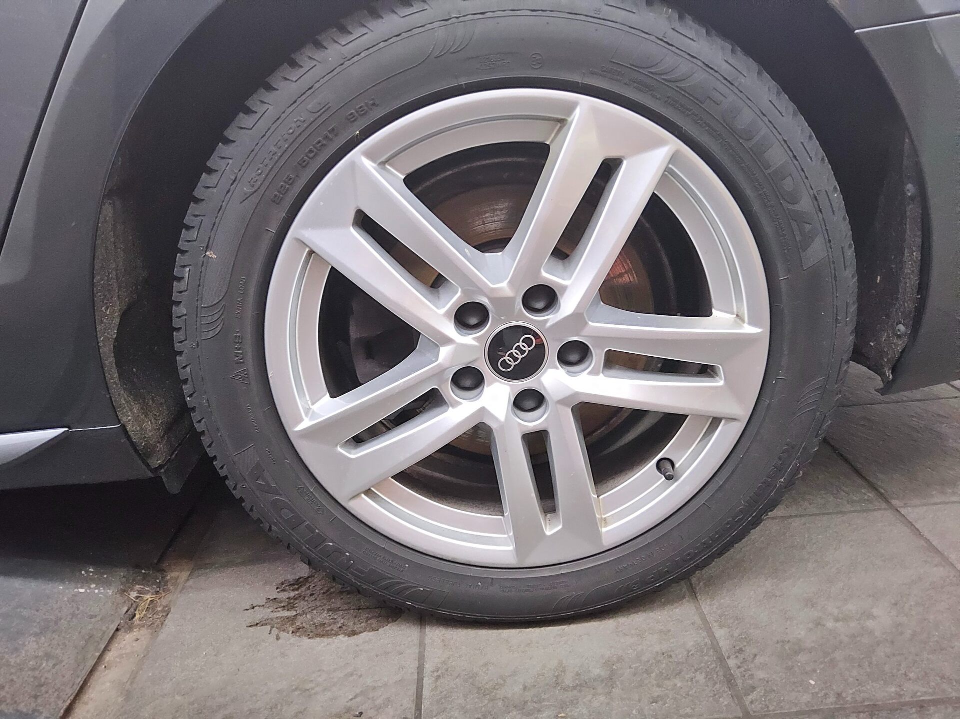 Audi A4 Avant 40 TDI Qu. S-Line Navi Matrix vc HuD 11