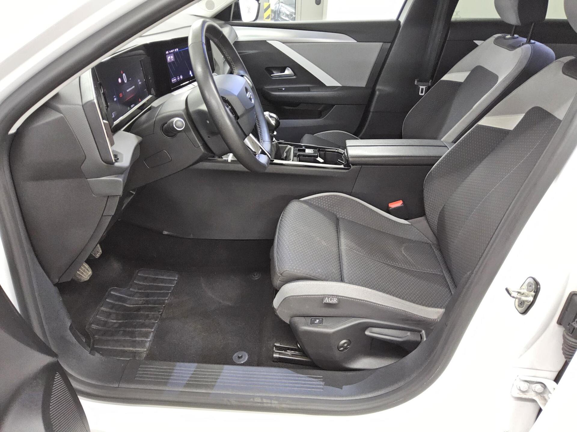 Opel Astra ST 1.5 D Business Ed. Navi LED virtual RfK 9