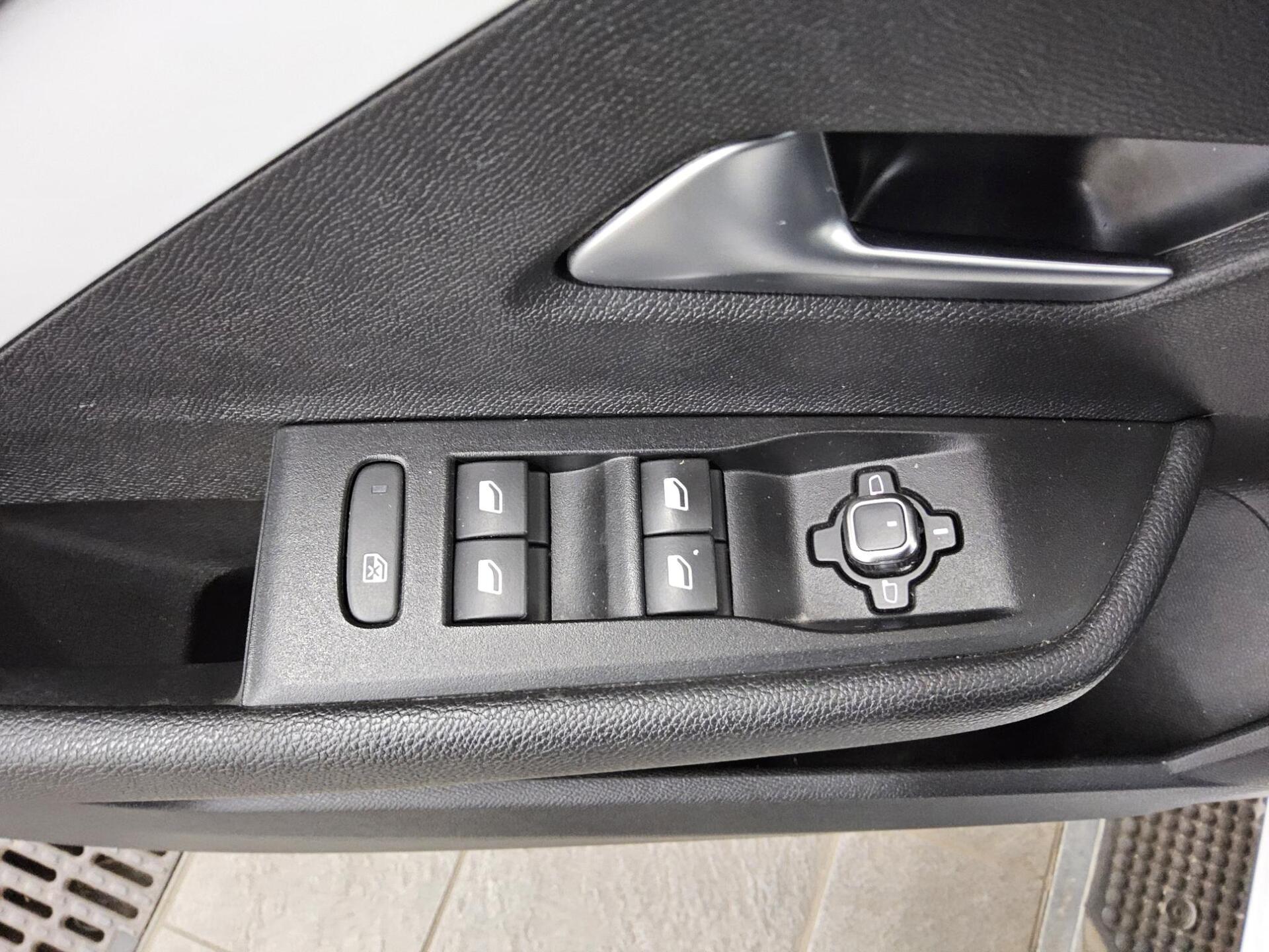 Opel Astra ST 1.5 D Business Ed. Navi LED virtual RfK 10