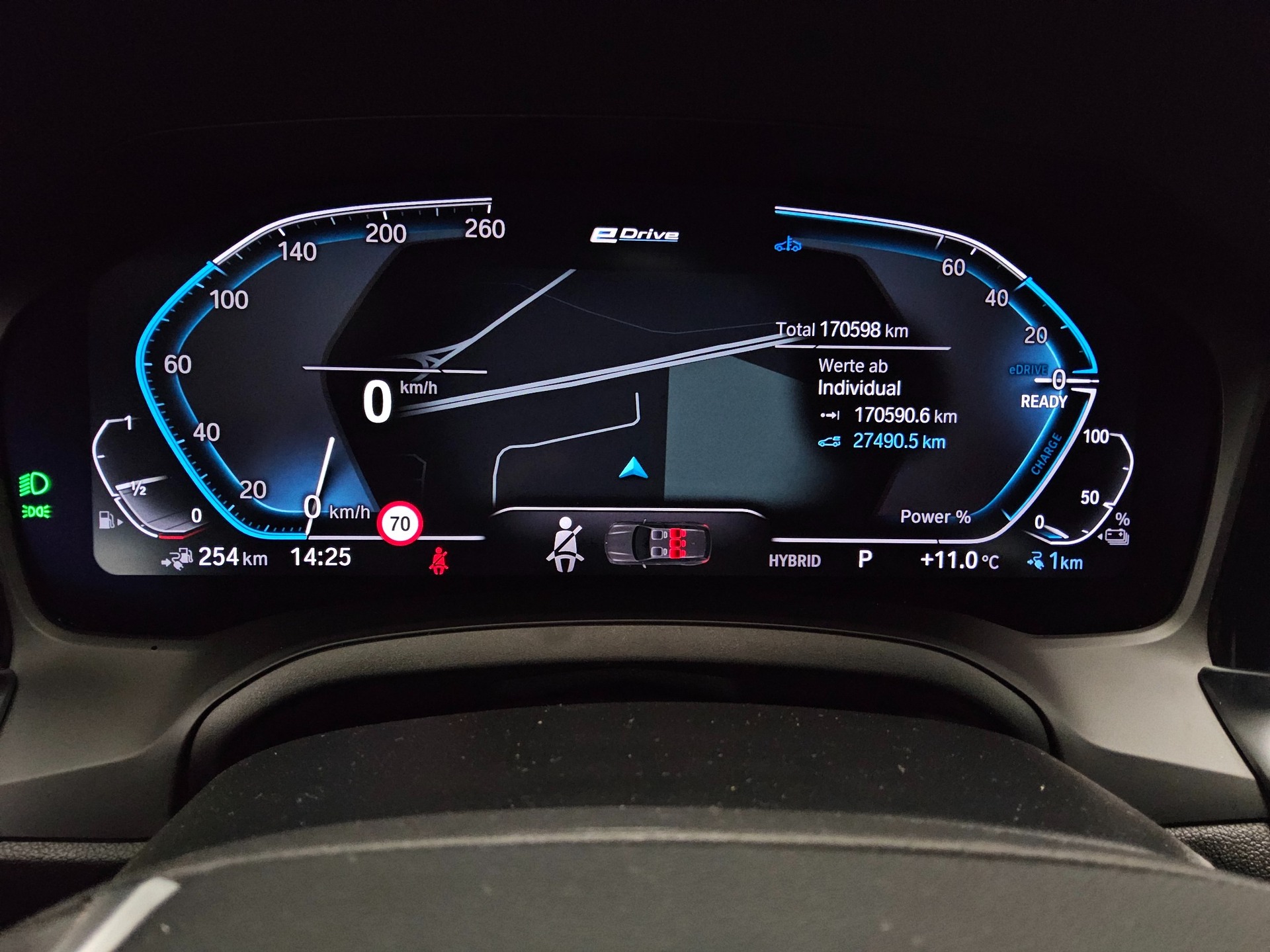 BMW 330e Touring Sport-Line Navi LC Prof. LED AHK 8