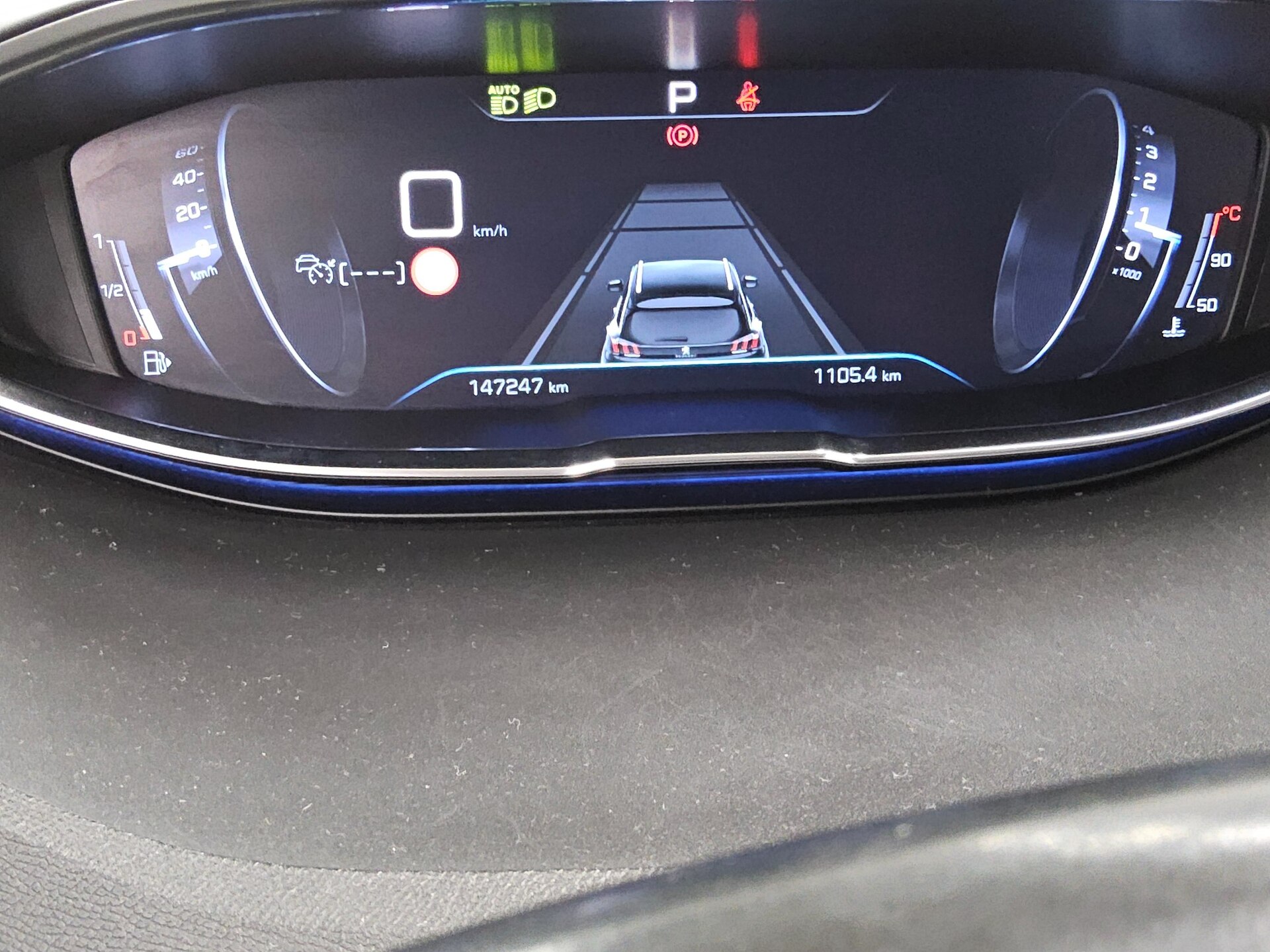 Peugeot 3008 1.5 BlueHDi 130 Allure Navi SHZ 8