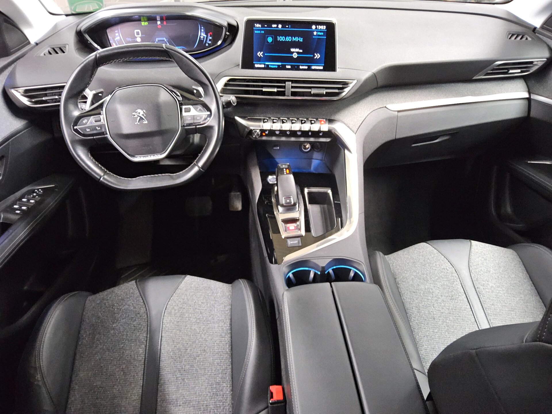 Peugeot 3008 1.5 BlueHDi 130 Allure Navi SHZ 5