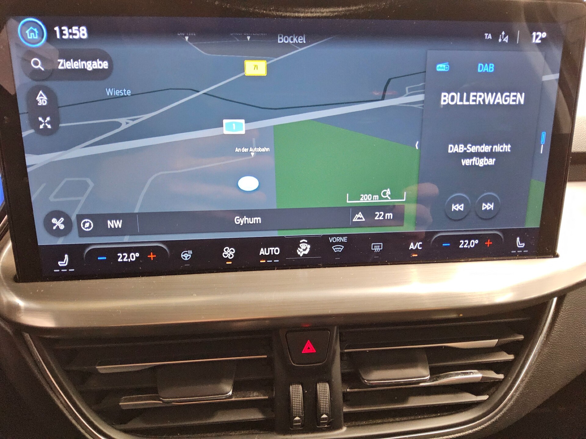 Ford Focus Turnier 1.5 EB Titanium X Navi LED RFK 7