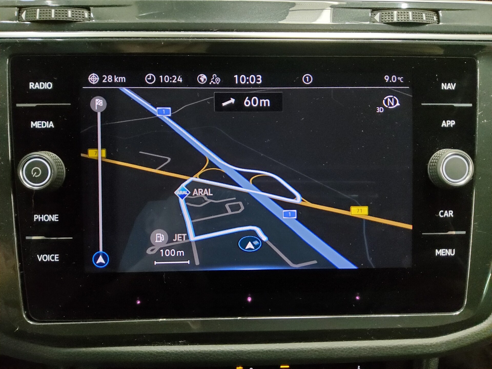 Volkswagen Tiguan 2.0 TDI Elegance Navi LED AID AHK ACC Shz 7